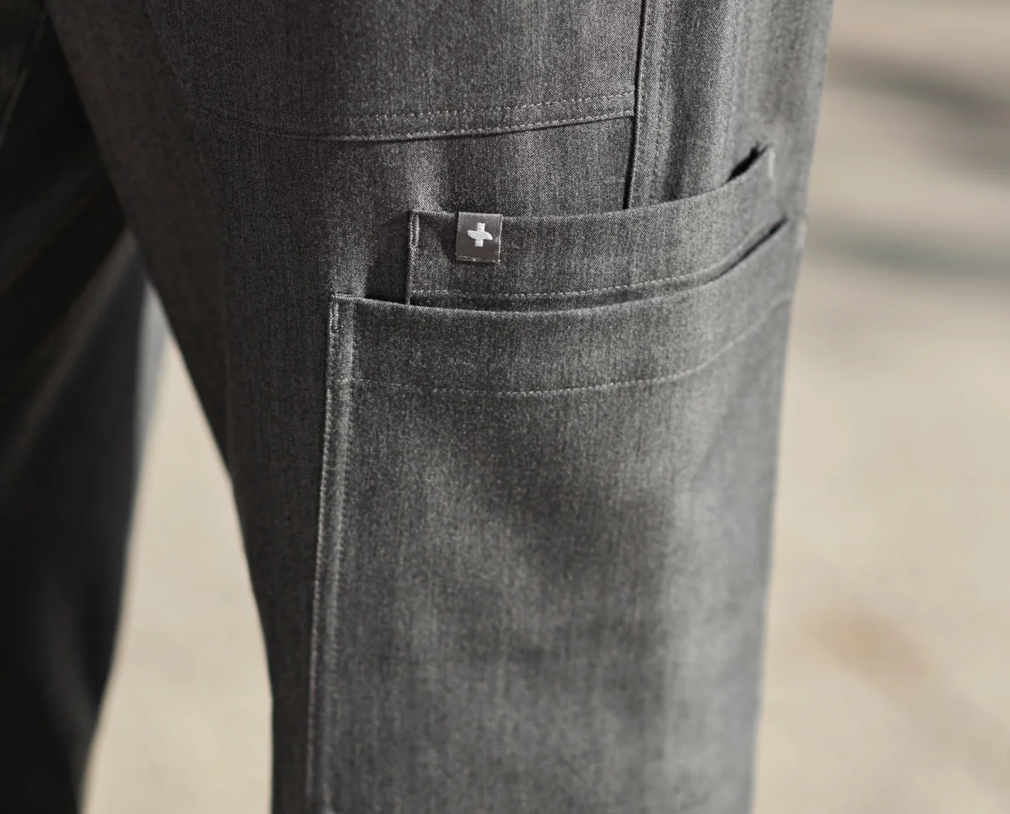 Men's Graphite Axim™ - Cargo Scrub Pants - Image 8
