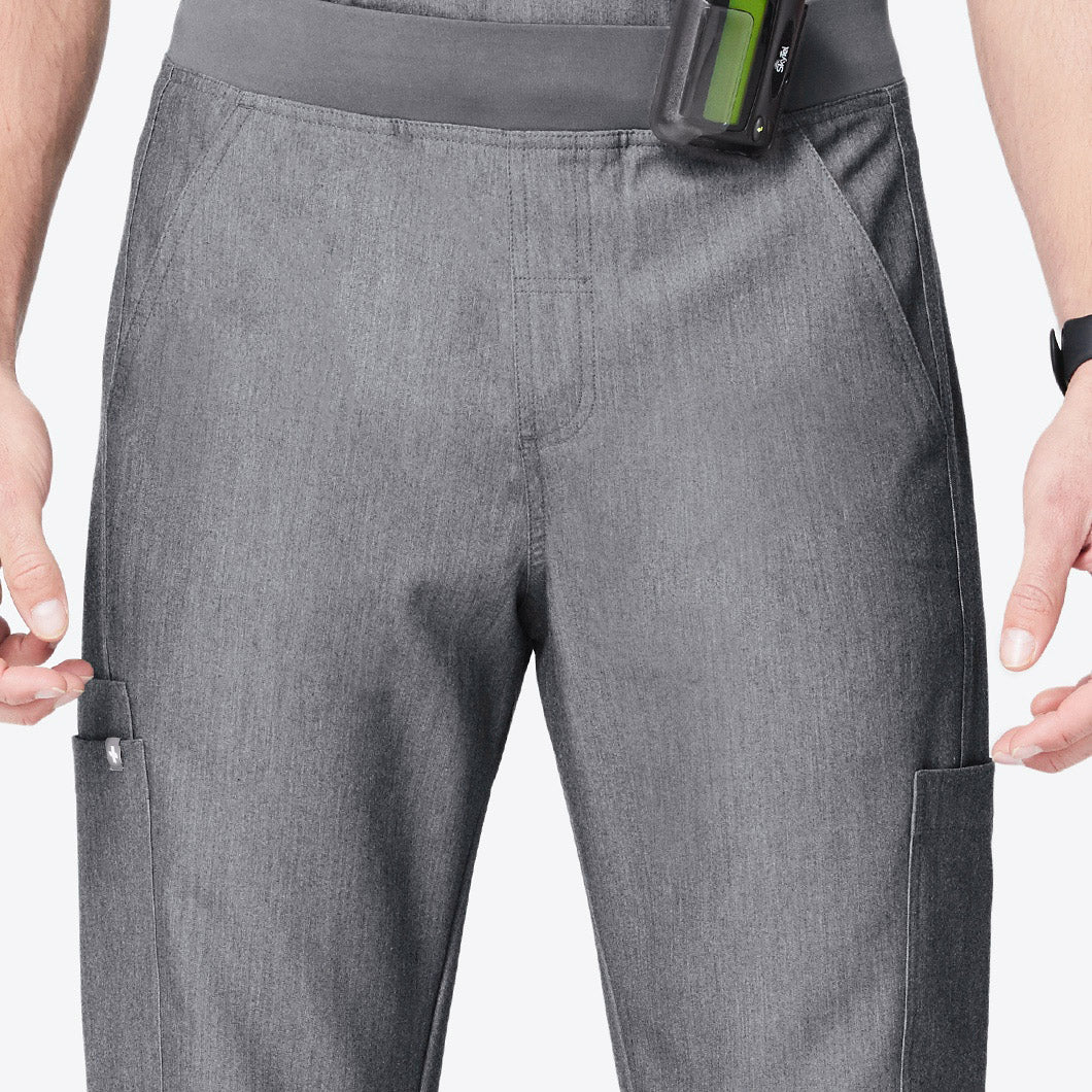 Men's Graphite Axim™ - Short Cargo Scrub Pants - Image 11