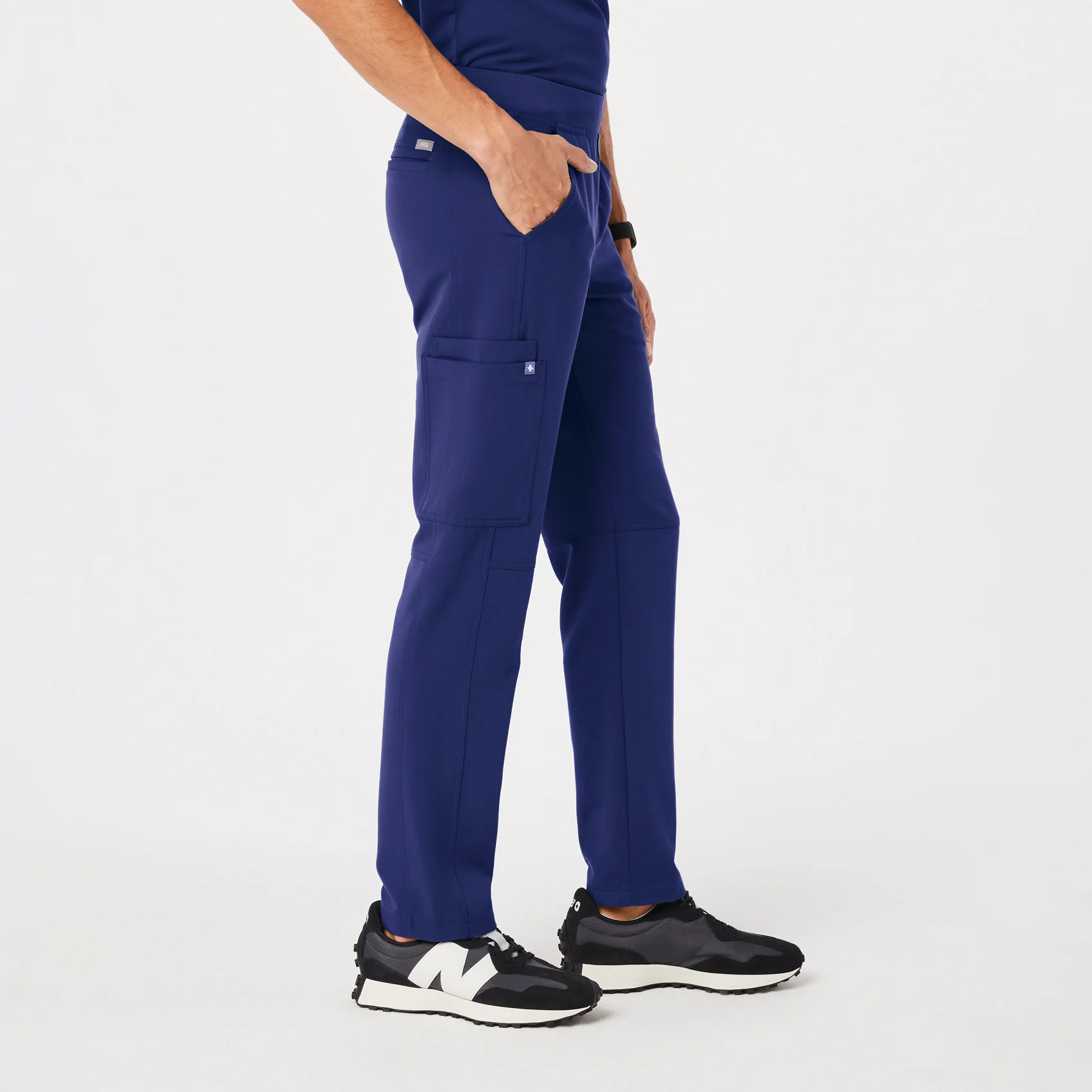 men's Sapphire Axim - Short Cargo Scrub Pant⢠- Image 3