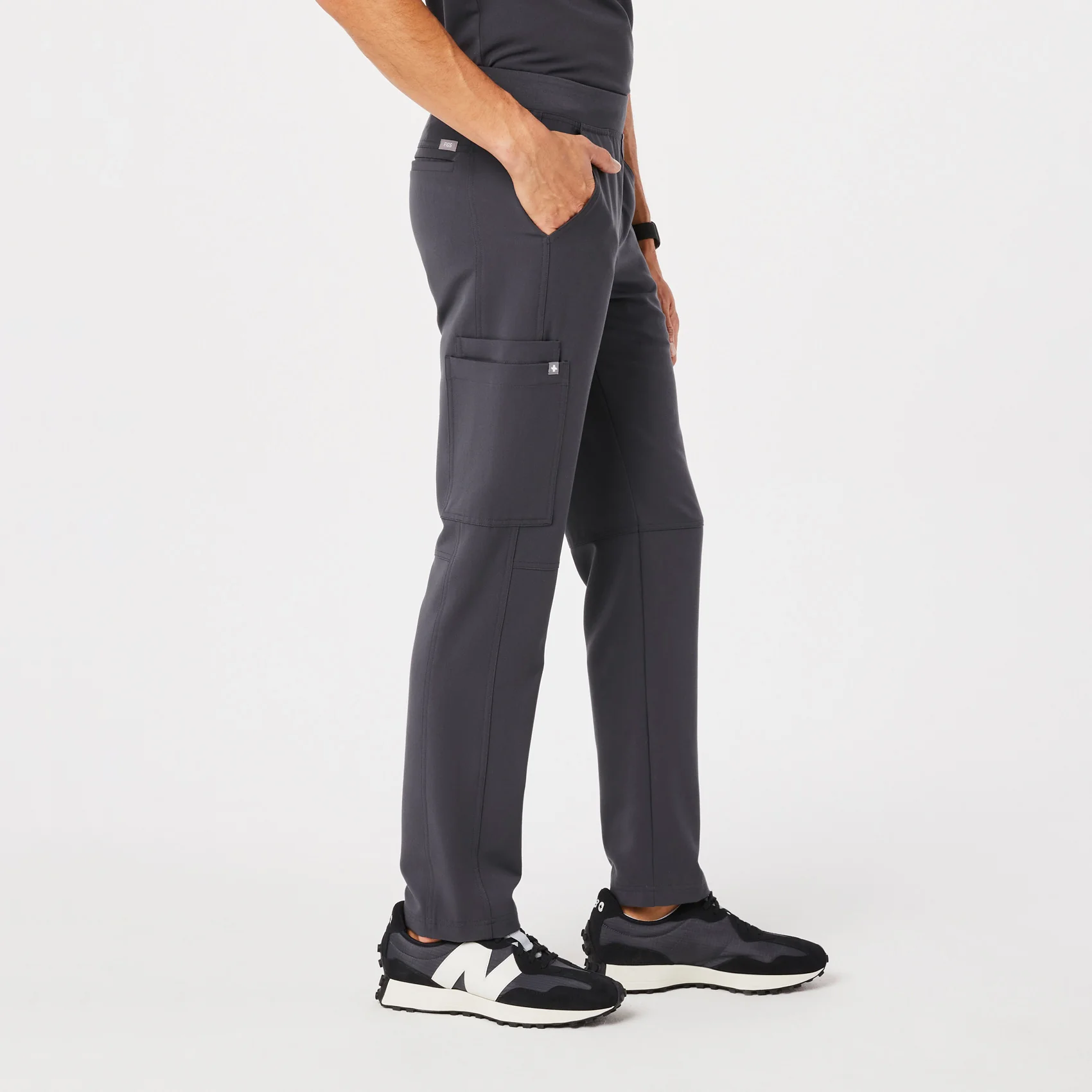 Men's Charcoal Axim - Tall Cargo Scrub Pants - Image 3
