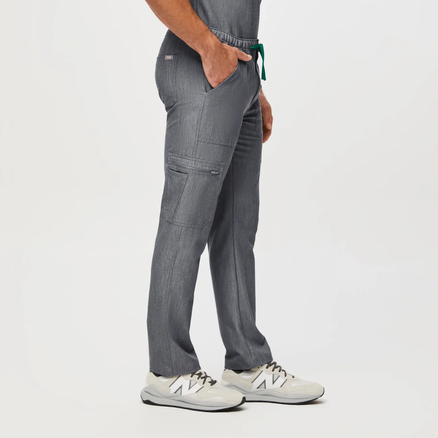 men's Graphite Cairo™ - Tall Cargo Scrub Pants (3XL - 6XL) - Image 3