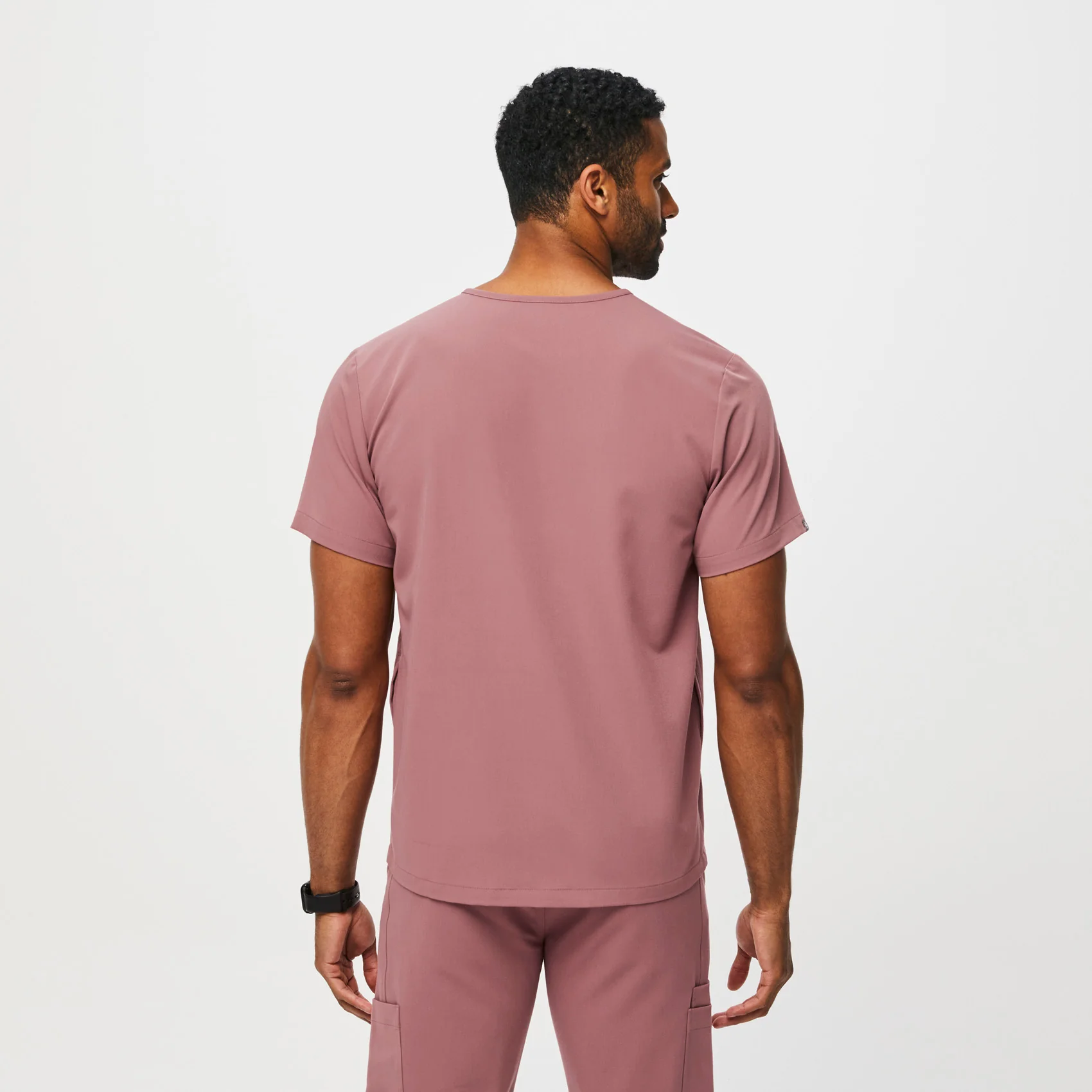 men's Mauve Chisec™ - Three-Pocket Scrub Top - Image 4