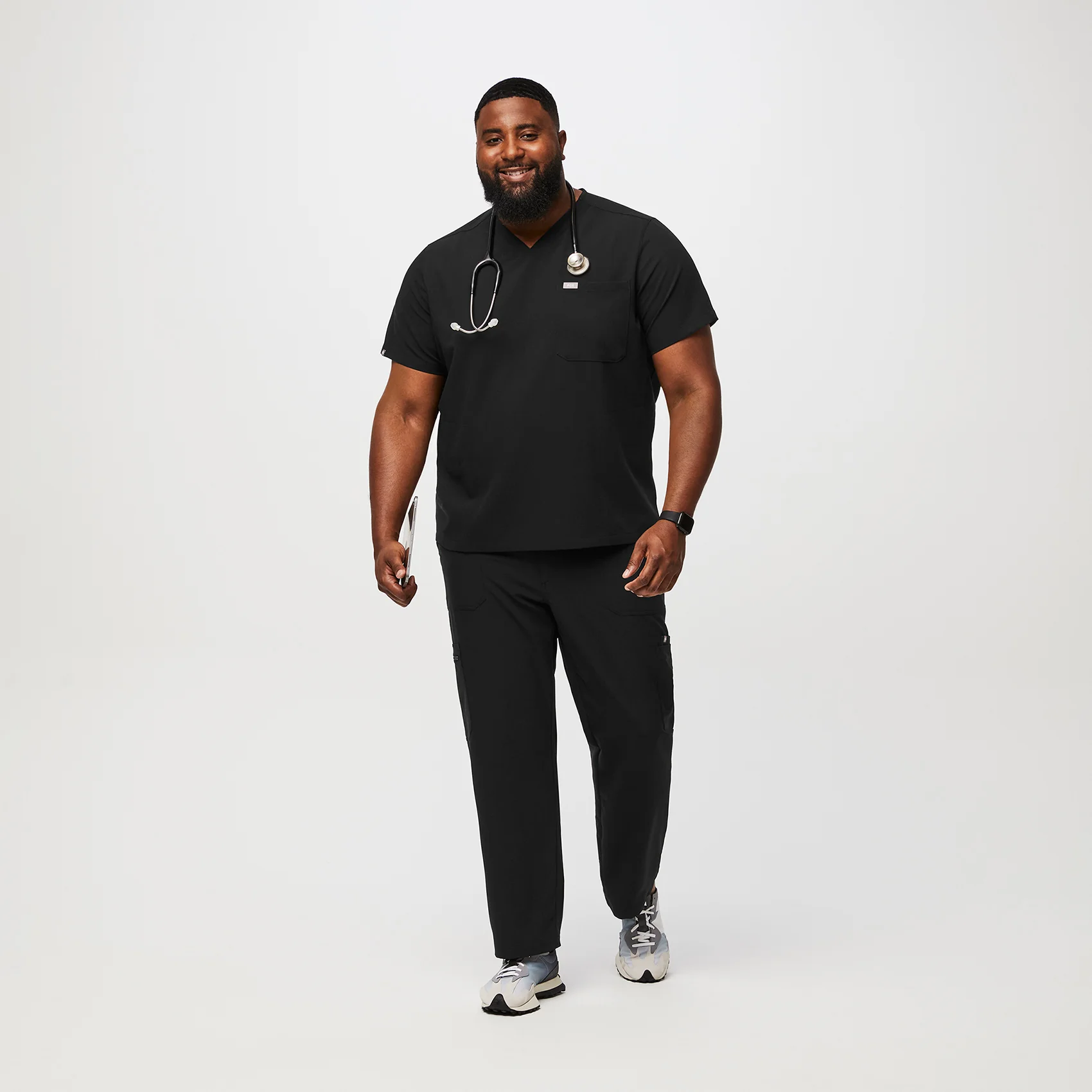 Men's Black Chisec™ - Three-Pocket Scrub Top (3XL - 6XL) - Image 2