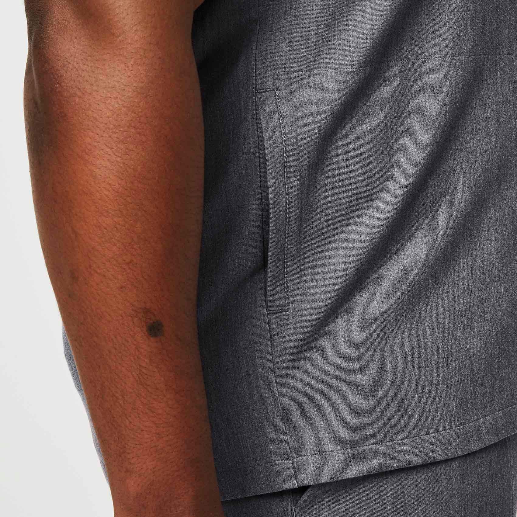 Men's Graphite Chisec™ - Three-Pocket Scrub Top (3XL - 6XL) - Image 6