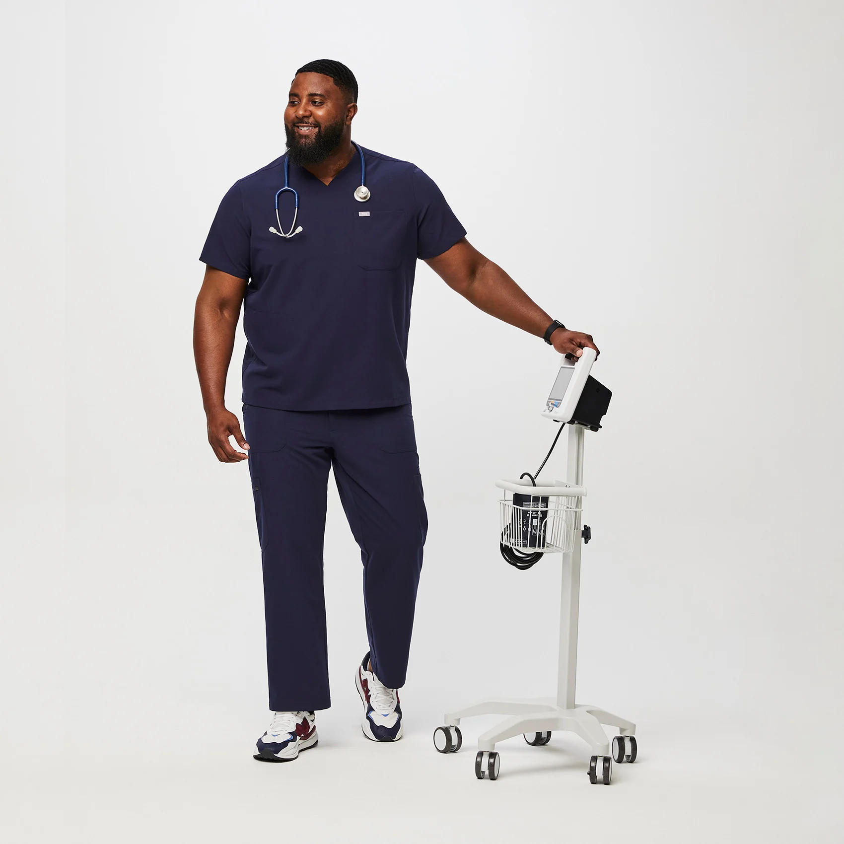 Men's Navy Chisec™ - Three-Pocket Scrub Top (3XL - 6XL) - Image 2