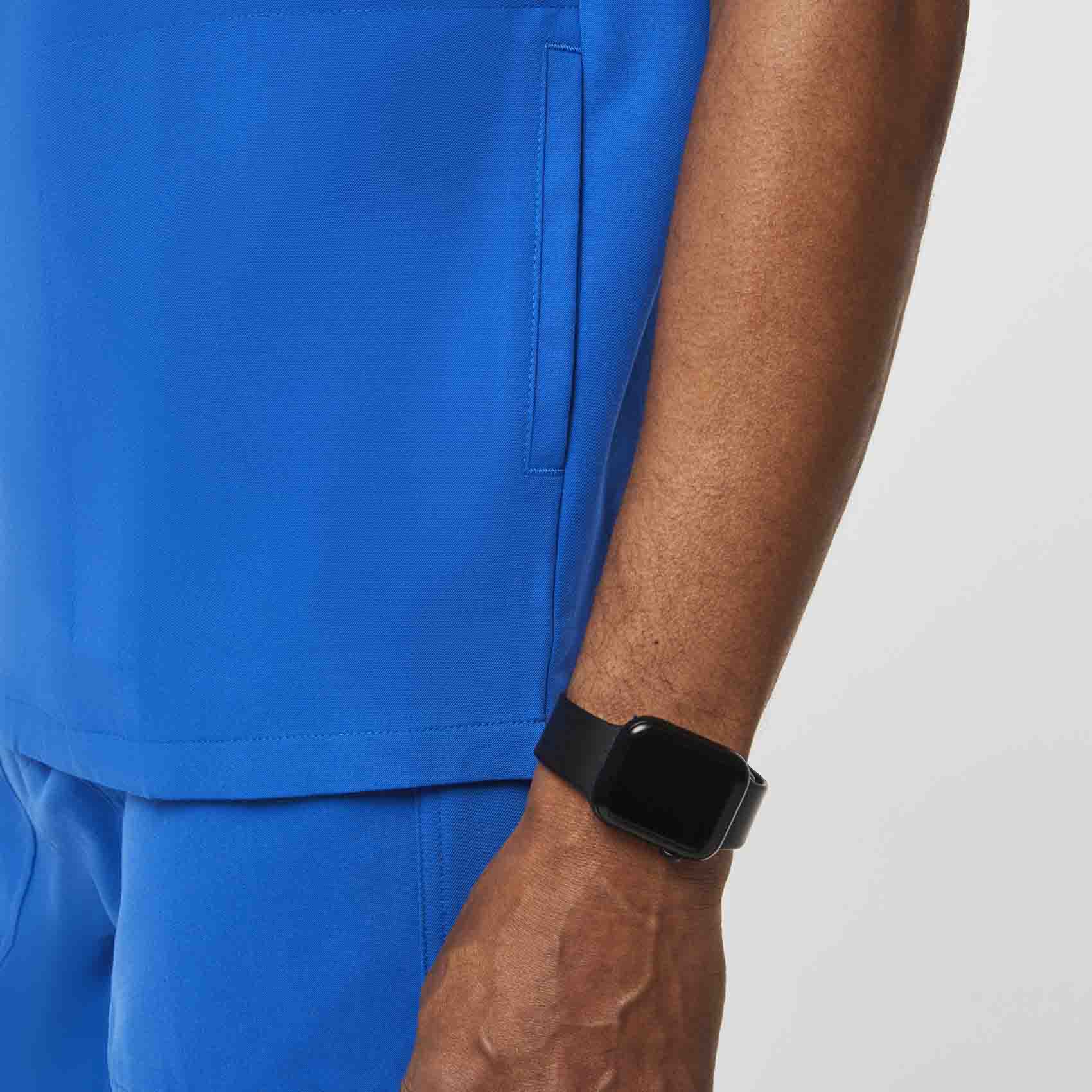 Men's Royal Blue Chisec™ - Three-Pocket Scrub Top (3XL - 6XL) - Image 5