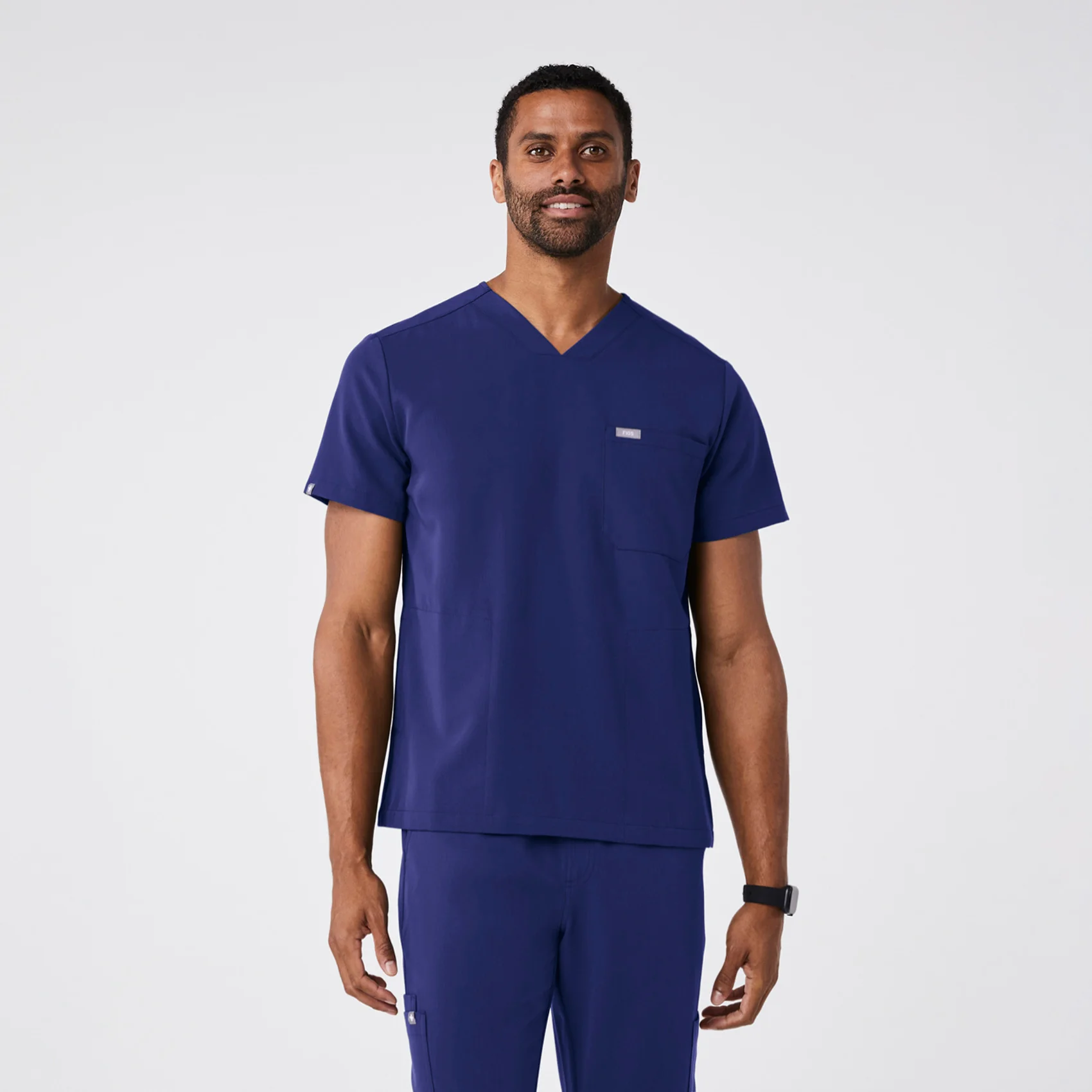 men's Sapphire Chisec - Three-Pocket Scrub Top™