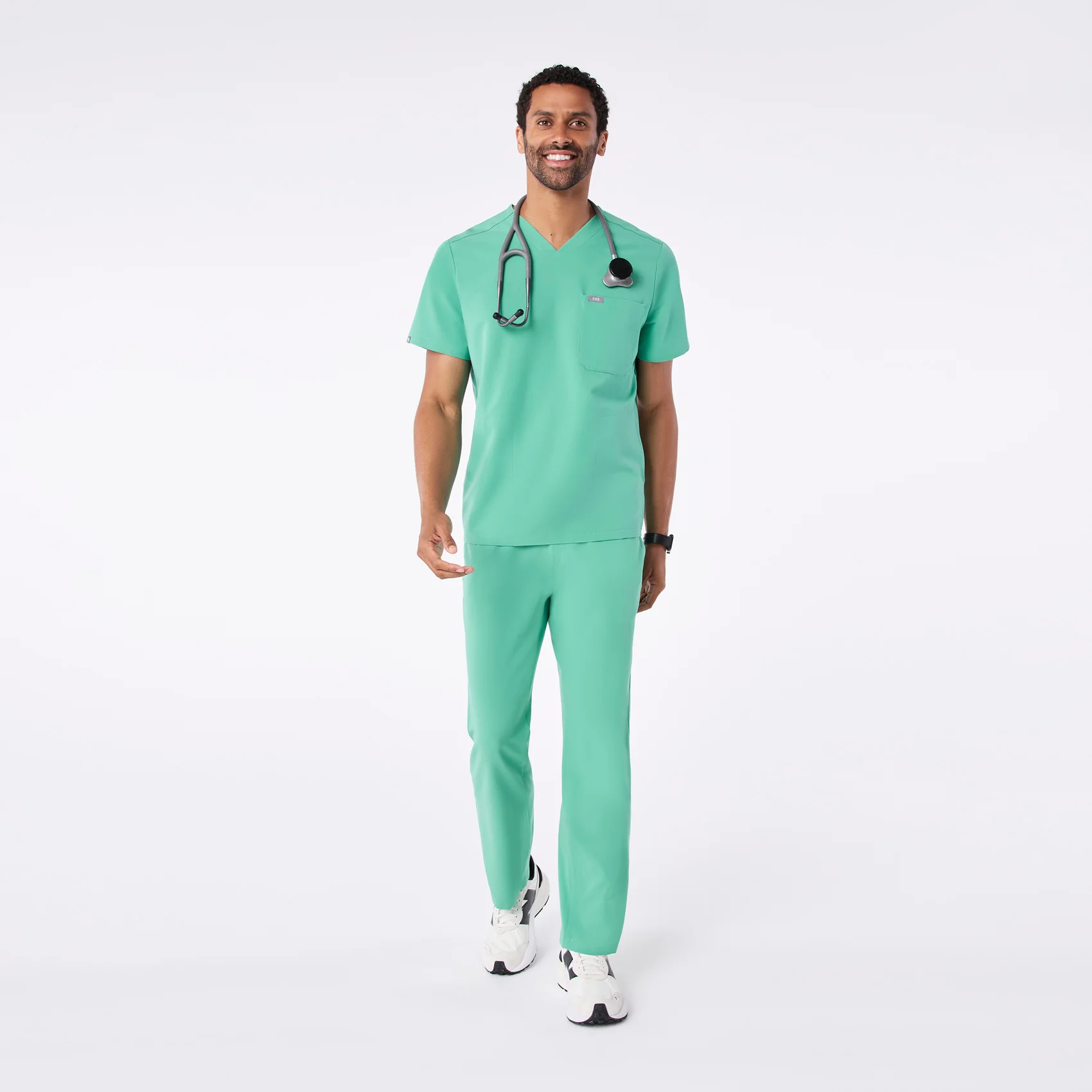 men's Surgical Green Chisec - Three-Pocket Scrub Top⢠- Image 2