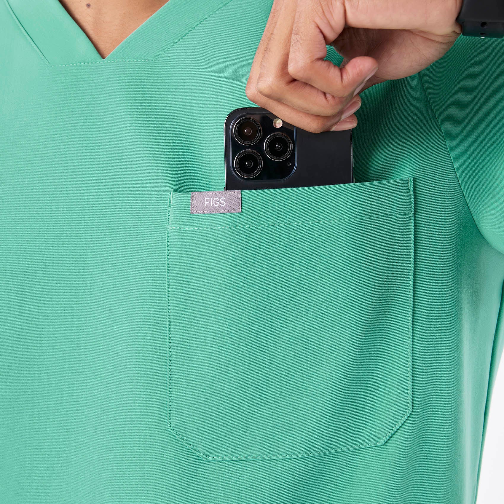 men's Surgical Green Chisec - Three-Pocket Scrub Top⢠- Image 7
