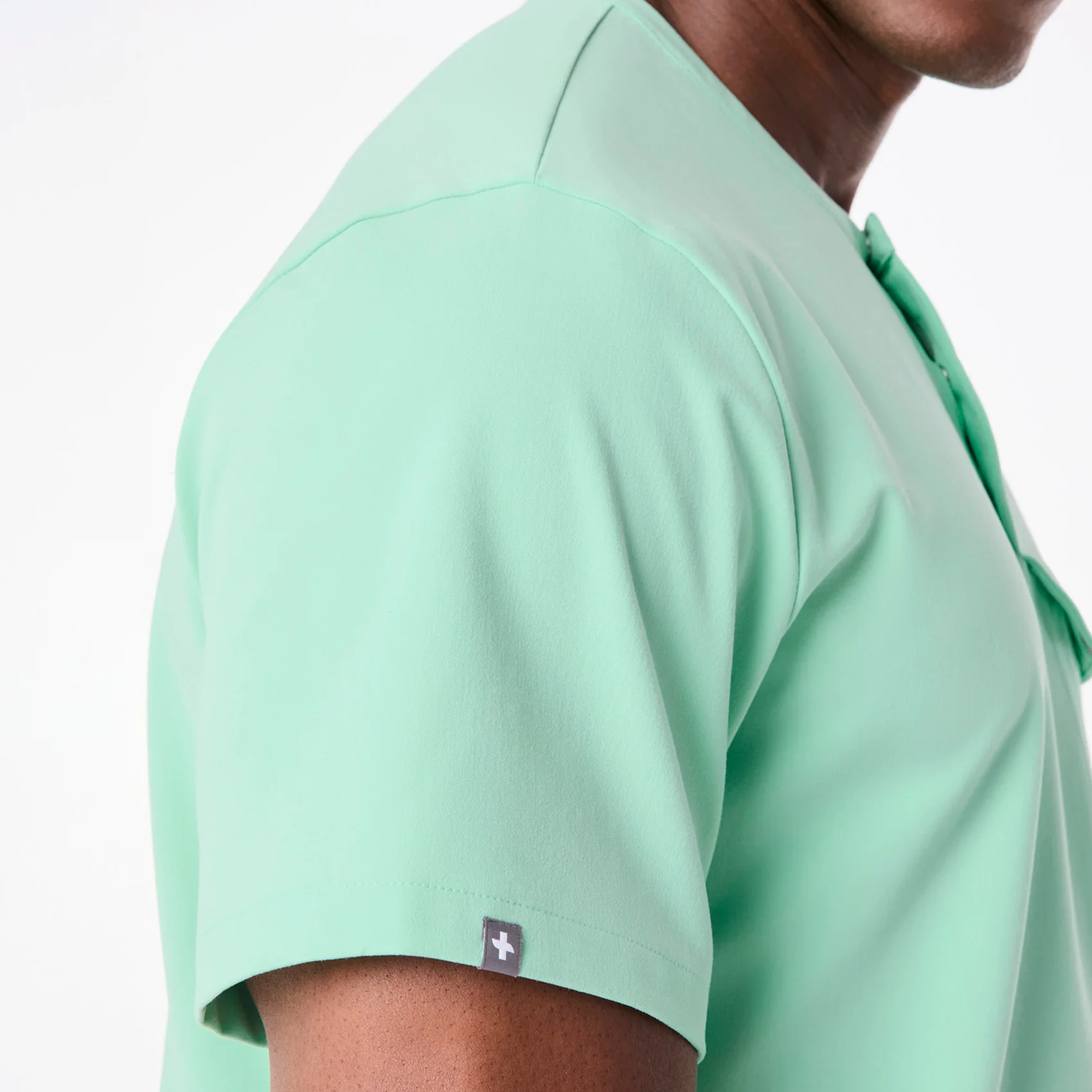 men's Mariner Corfield - Henley Scrub Top - Image 7