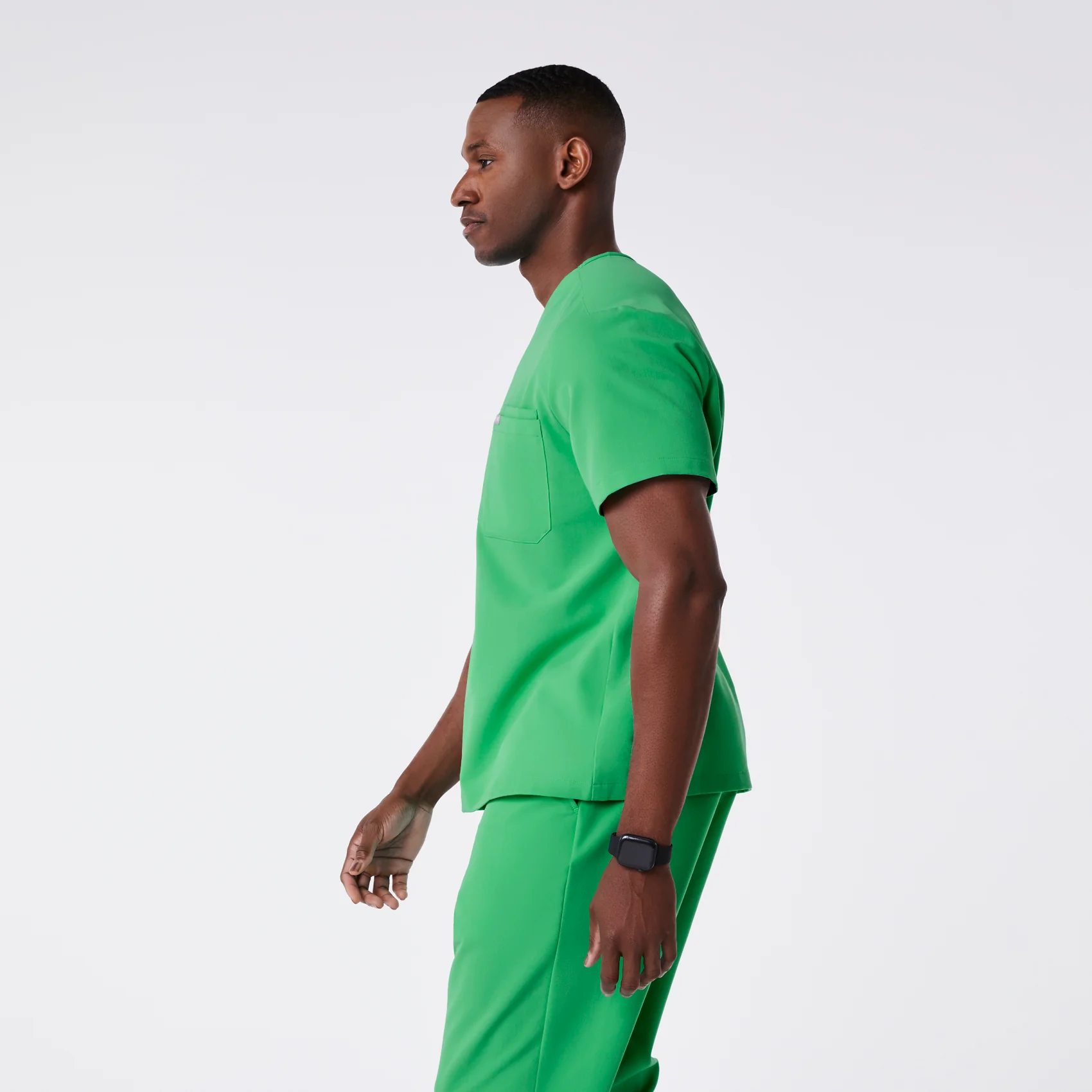 men's Emerald Leon - Three-Pocket Scrub Top™ - Image 3