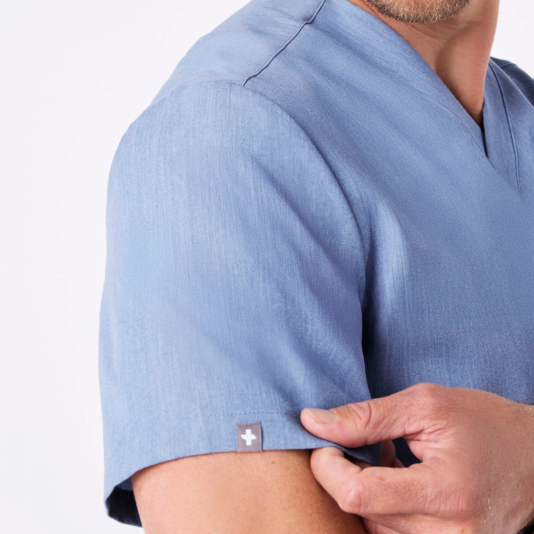 men's Heather Indigo Leon - Three-Pocket Scrub Top⢠- Image 6