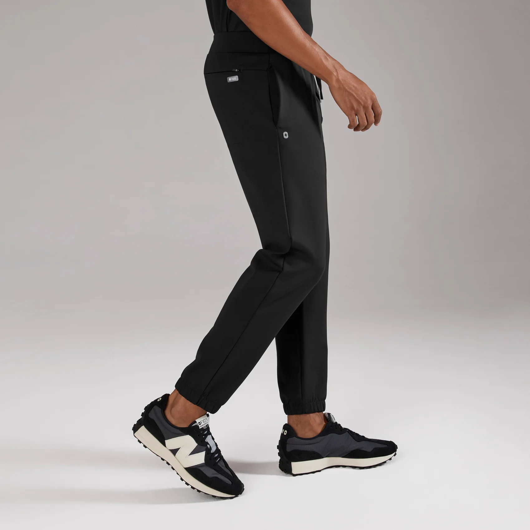 men's Black Forster FORMx Jogger - Short Scrub Pant™ - Image 3