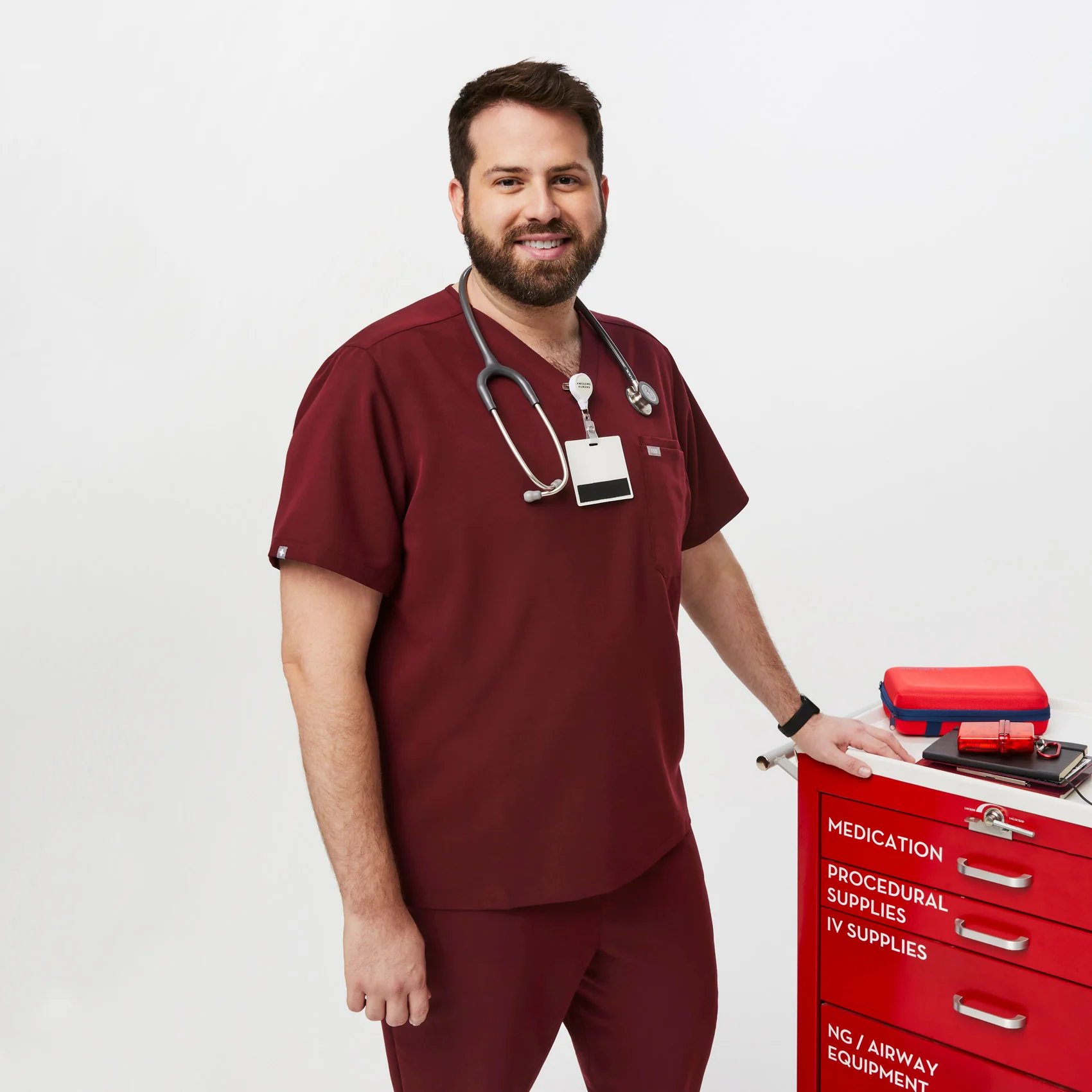 men's Burgundy Leon™- Three-Pocket Scrub Top (3XL - 6XL) - Image 3