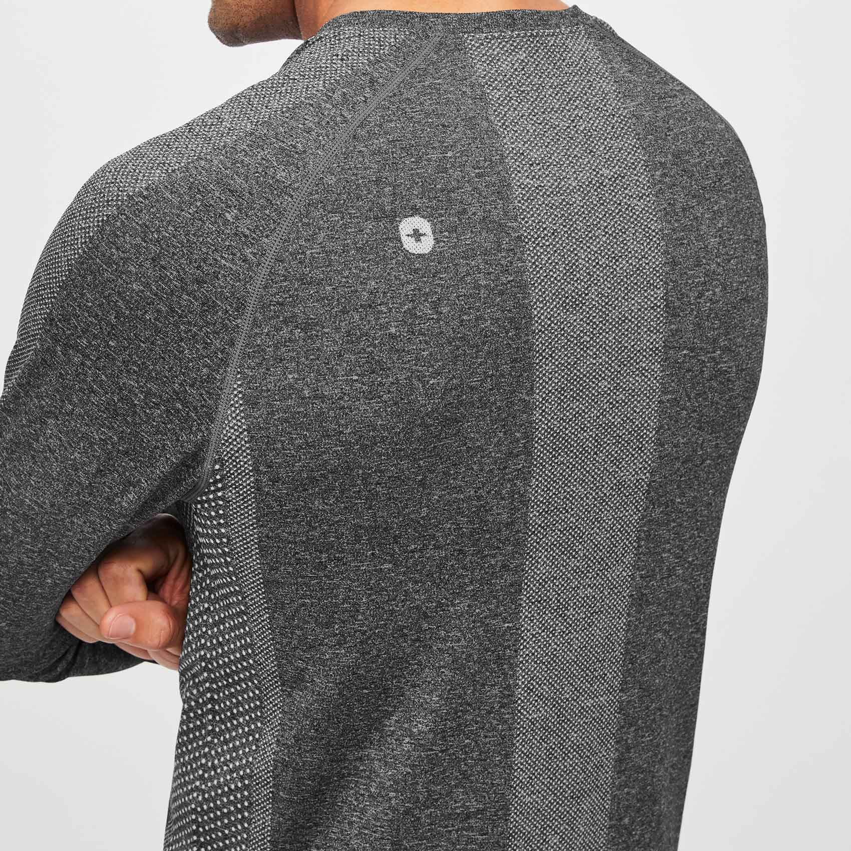 men's Graphite Makato Seamless - Longsleeve Underscrub - Image 3