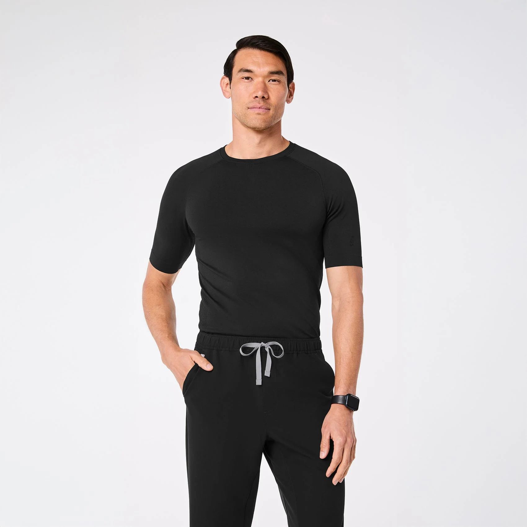 men's Black Makato Seamless - Shortsleeve Underscrub