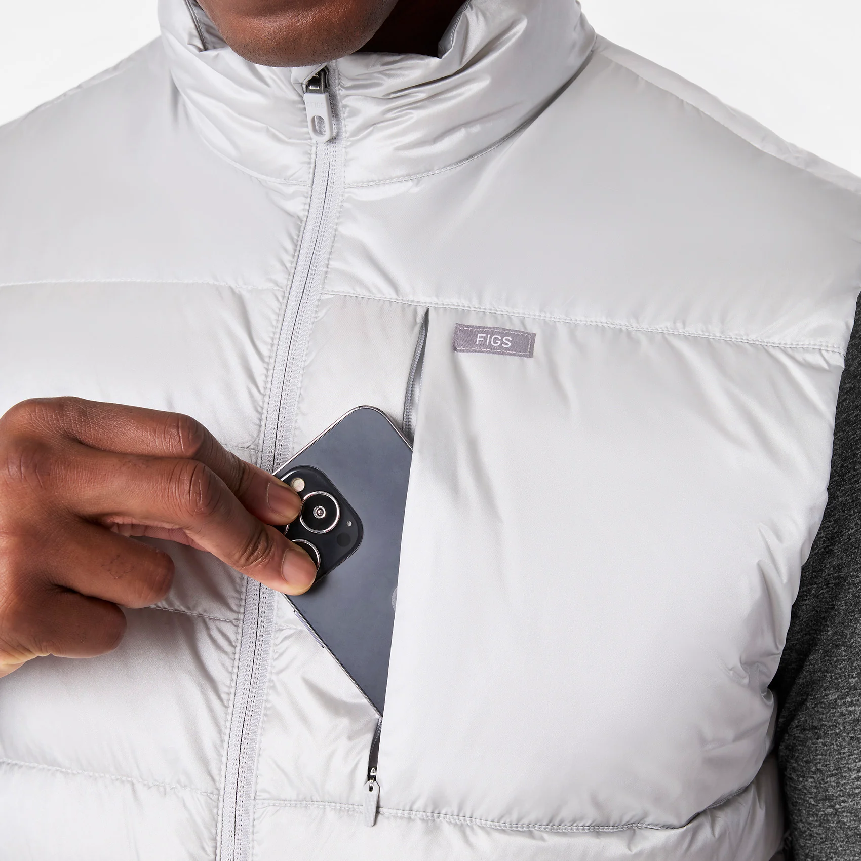 men's Silver Frost Metallic Puffer Vest - Image 7
