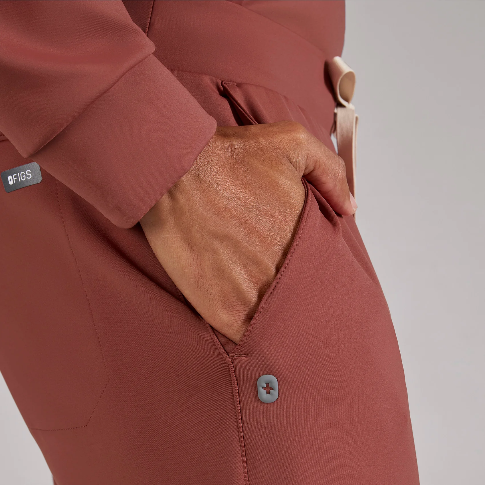 men's Rosewood Pierre FORMx Slim Tapered - Short Scrub Pant™ - Image 7