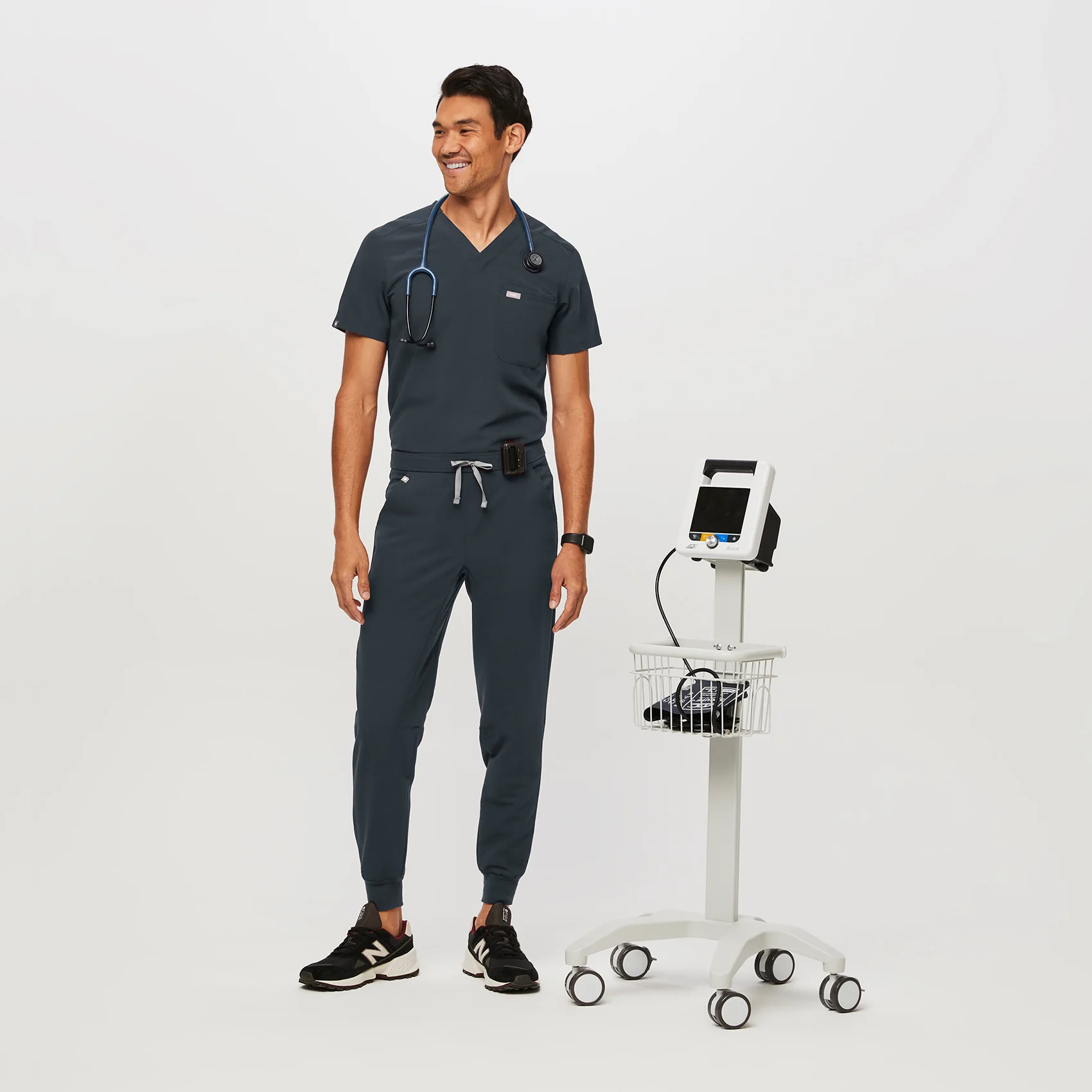 men's Dark Harbor Tansen - Short Jogger Scrub Pant™ - Image 2
