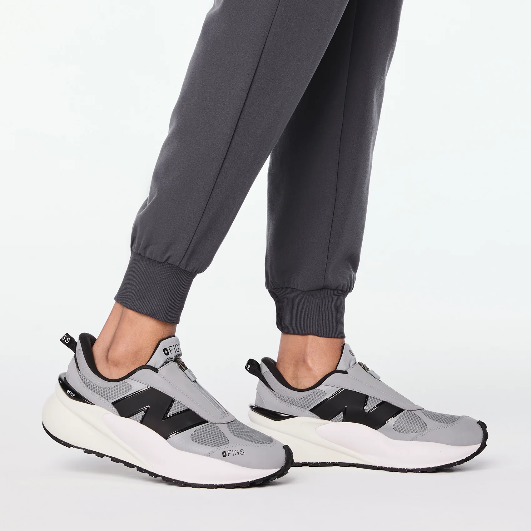 unisex Graphite FIGS | New Balance 3447 Zip - Image 6
