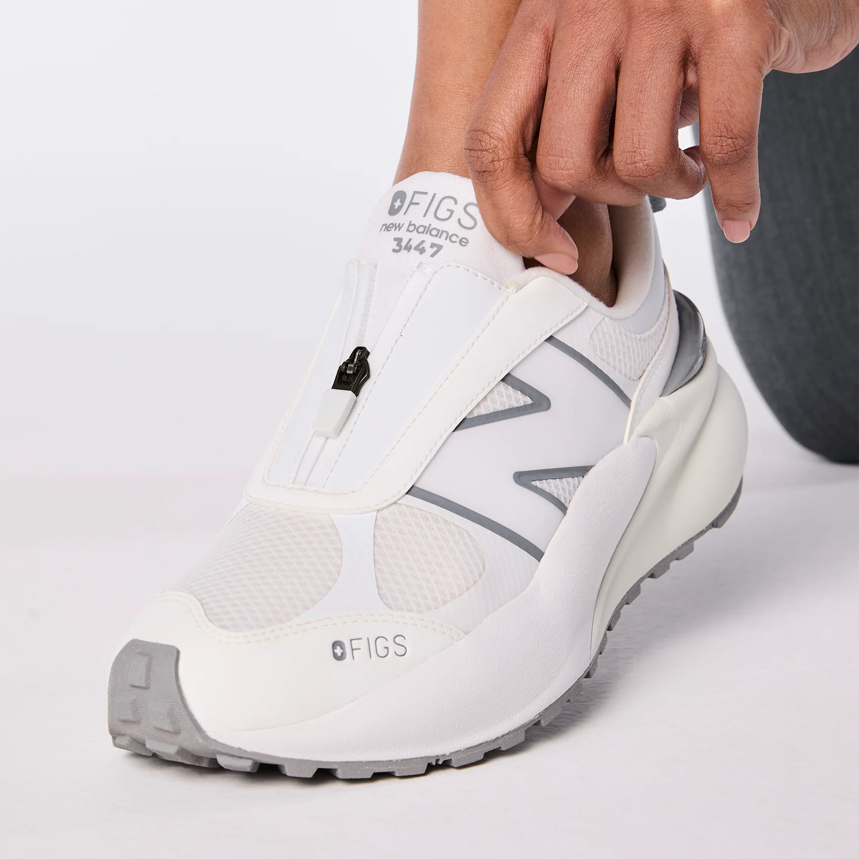unisex White FIGS | New Balance 3447 Zip - Image 9