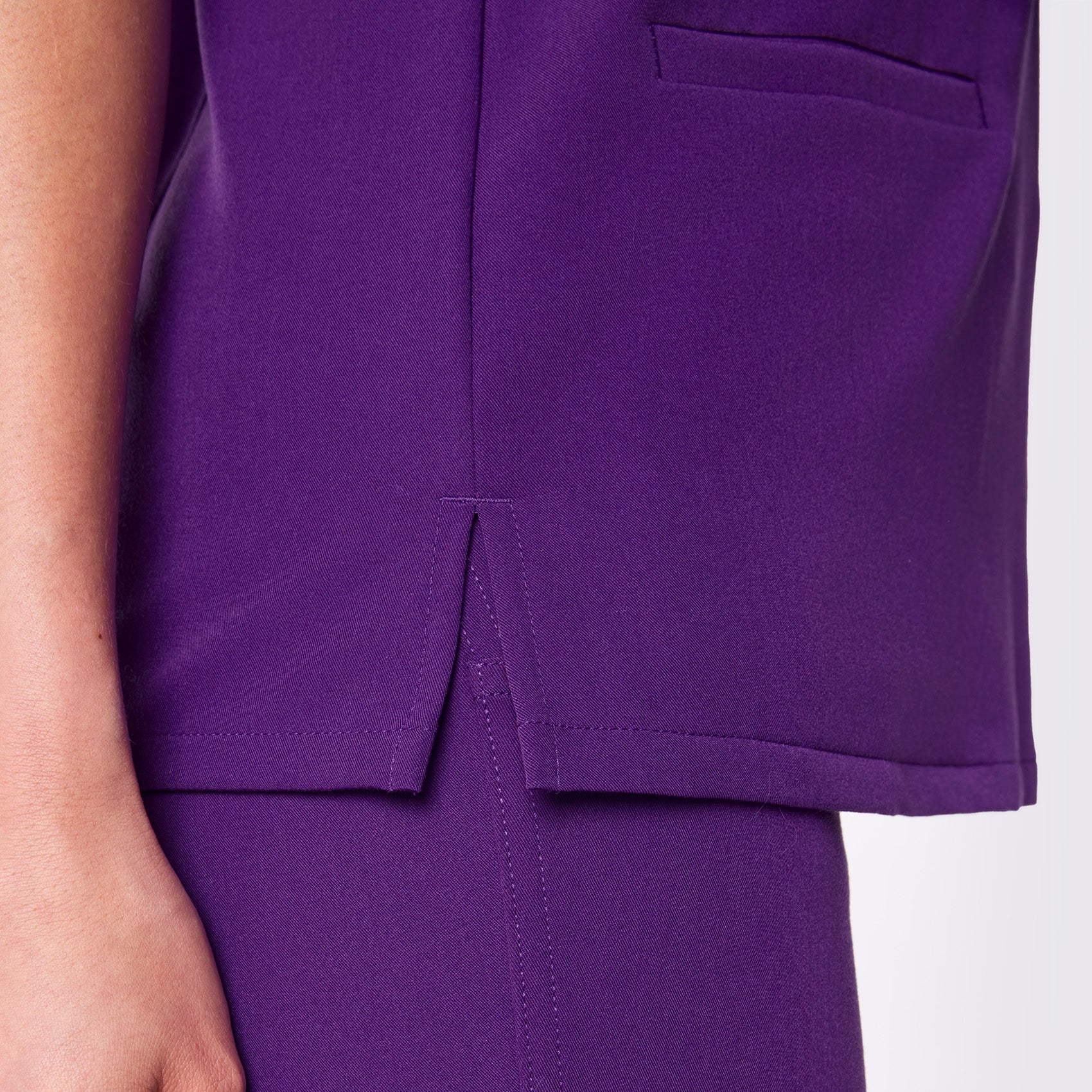 women's Digital Grape Casma - Three-Pocket Scrub Top™ - Image 8