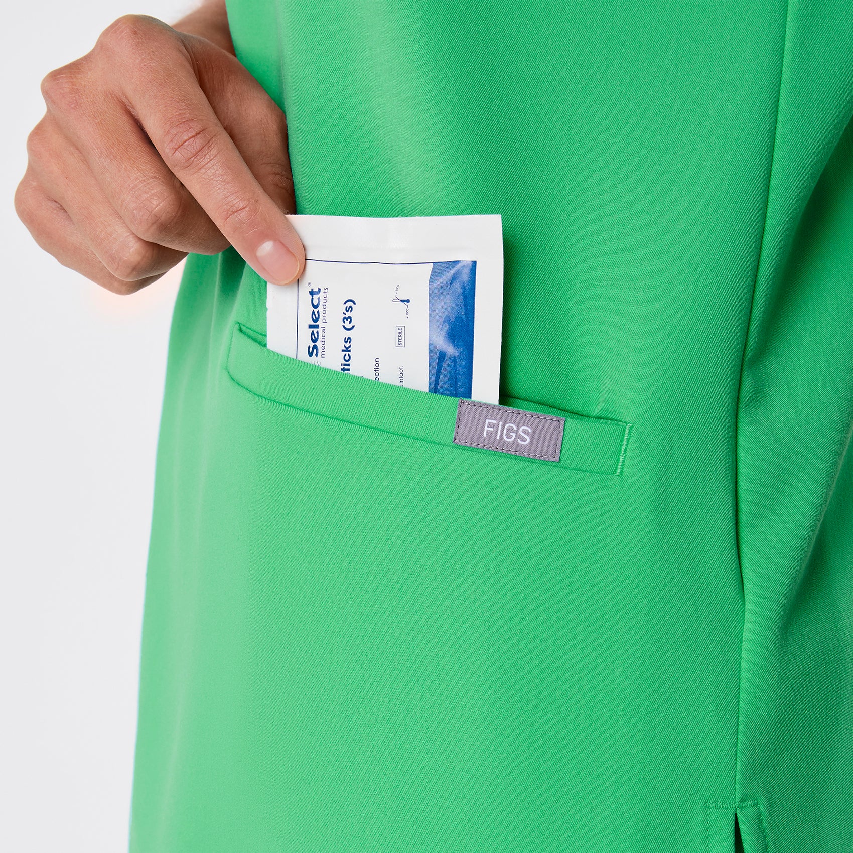 women's Emerald Casma - Three-Pocket Scrub Top™ - Image 6
