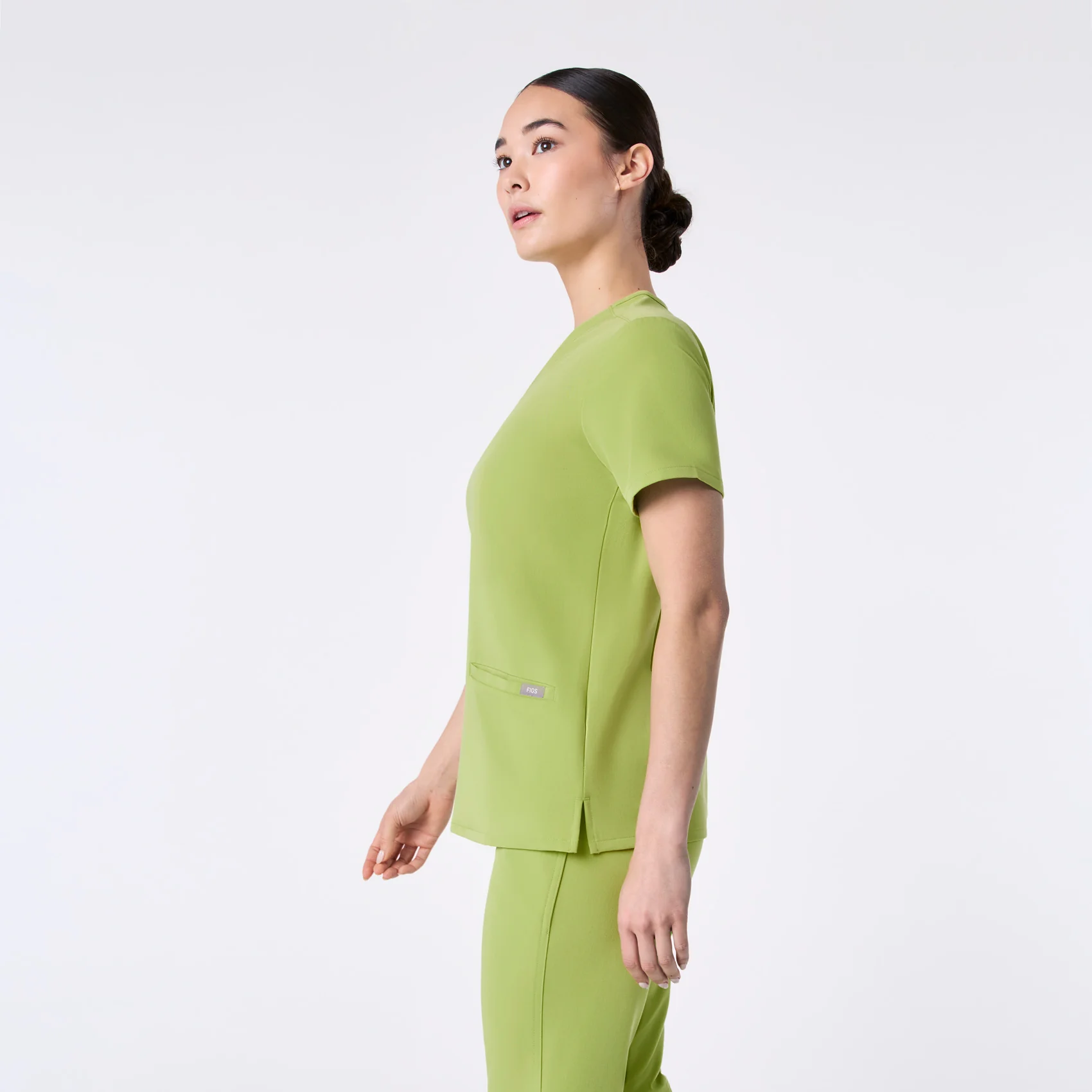 women's Matcha Casma - Three-Pocket Scrub Top™ - Image 3