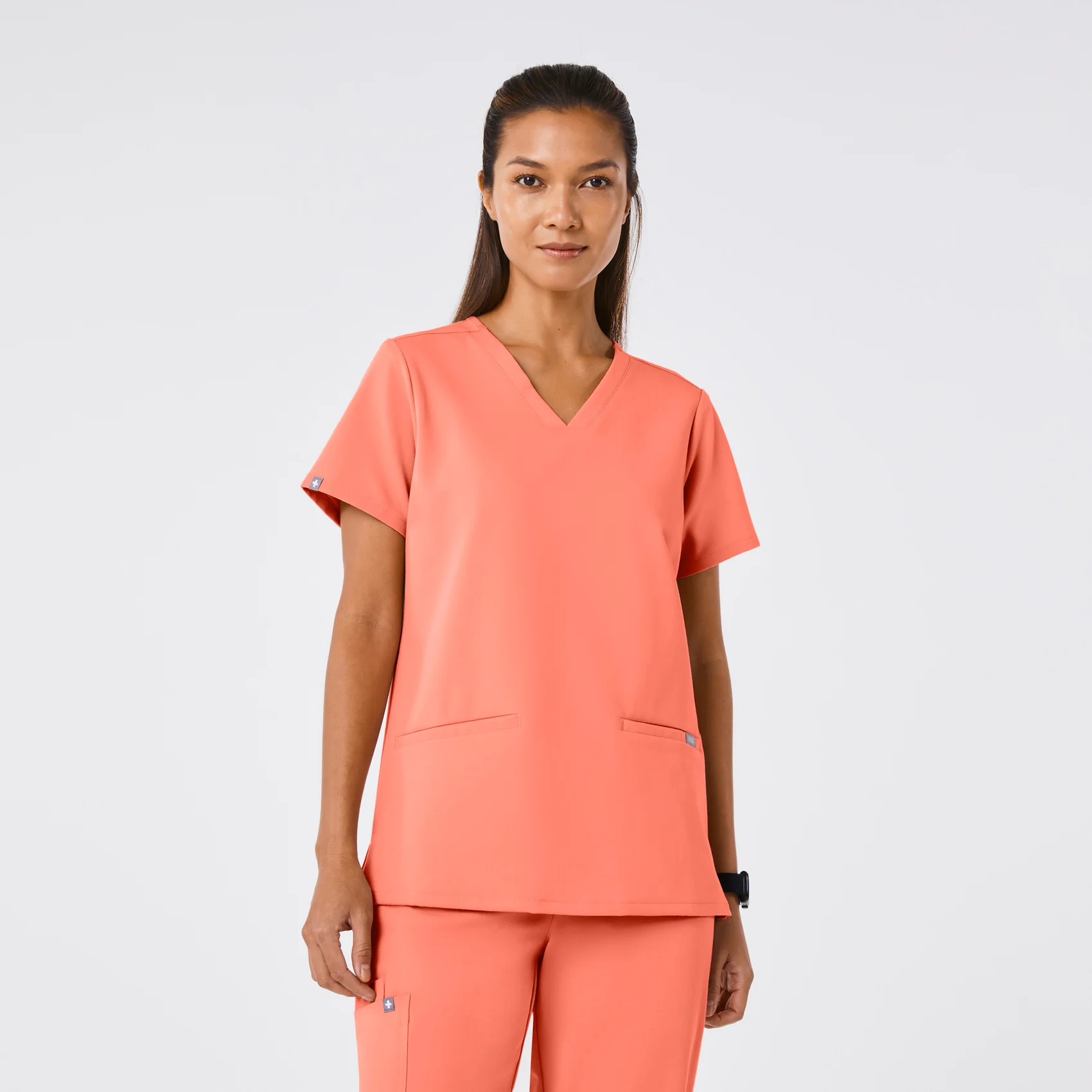 women's Sunset Drift Casma - Three-Pocket Scrub Top™