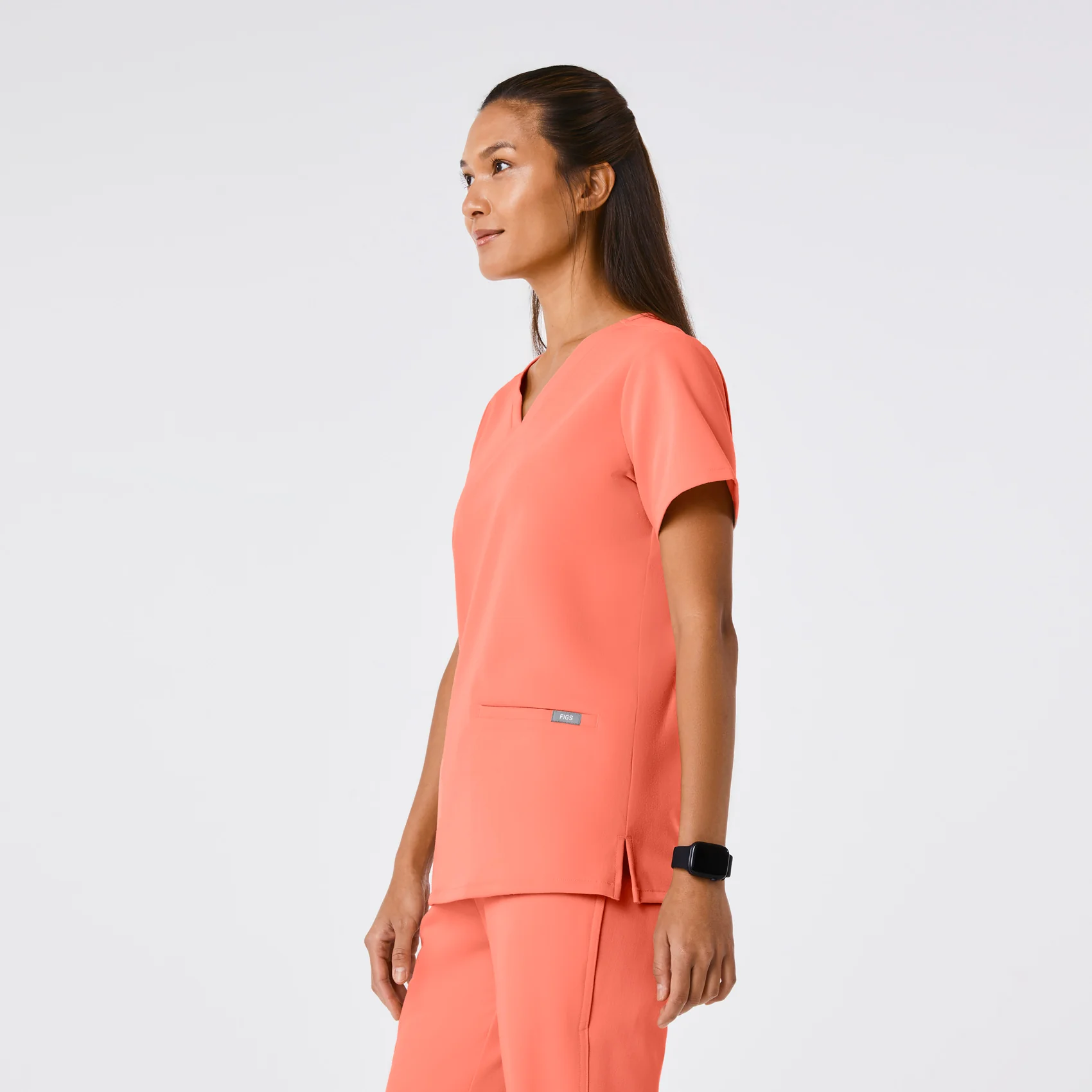 women's Sunset Drift Casma - Three-Pocket Scrub Top™ - Image 3