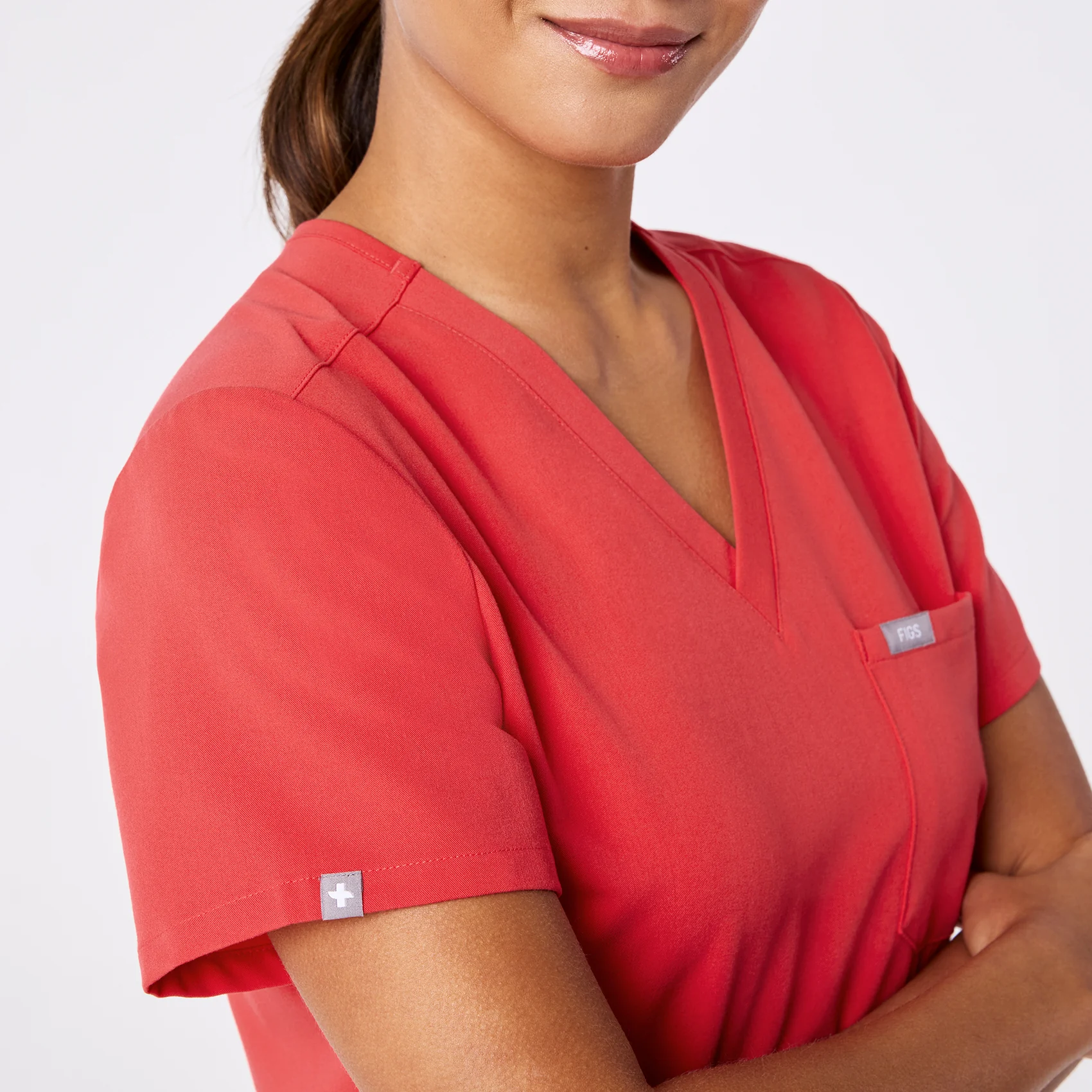 women's Hibiscus Catarina - One-Pocket Scrub Top™ - Image 5