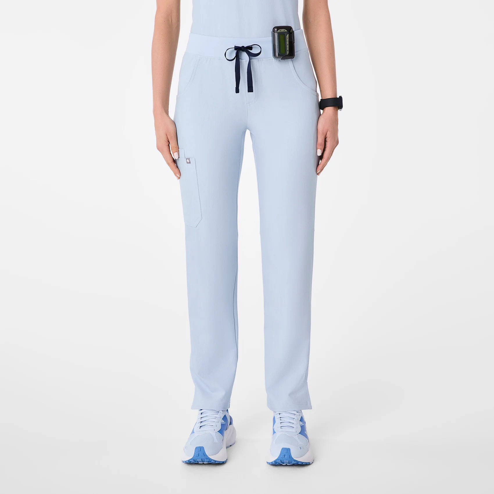 women's Chambray Kade - Petite Cargo Scrub Pant™