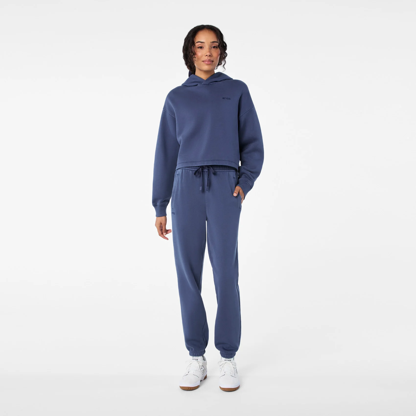 women's Quiet Navy Hayden Vintage Wash Cropped - Hoodie Sweatshirt - Image 2