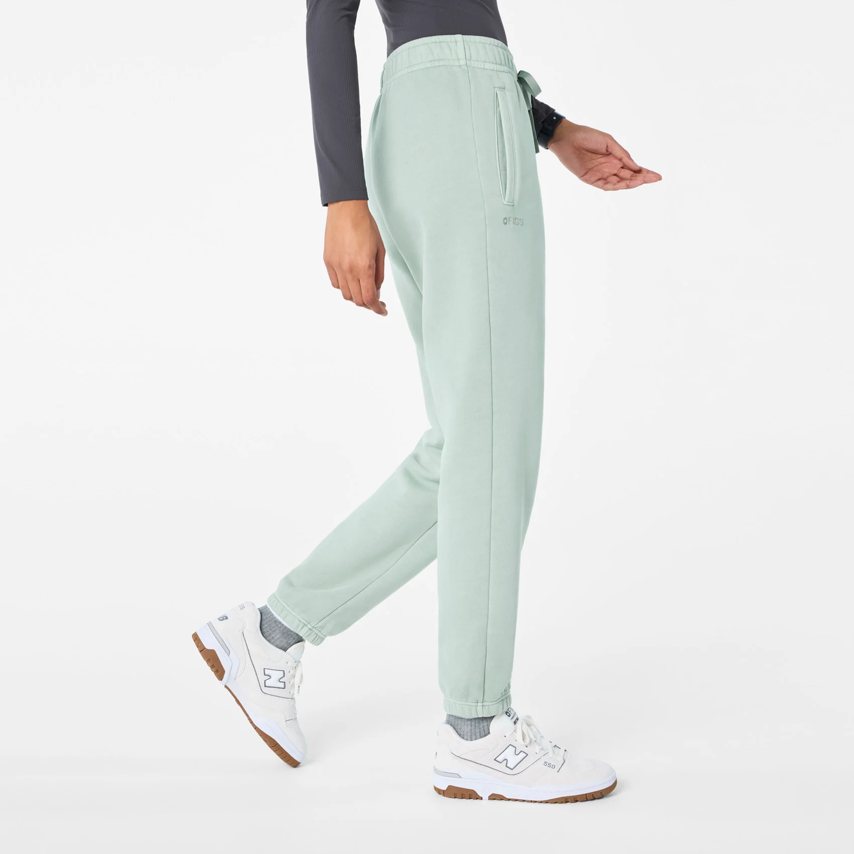 women's Soft Sage Hayden Vintage Wash Relaxed - Jogger Sweatpant - Image 3