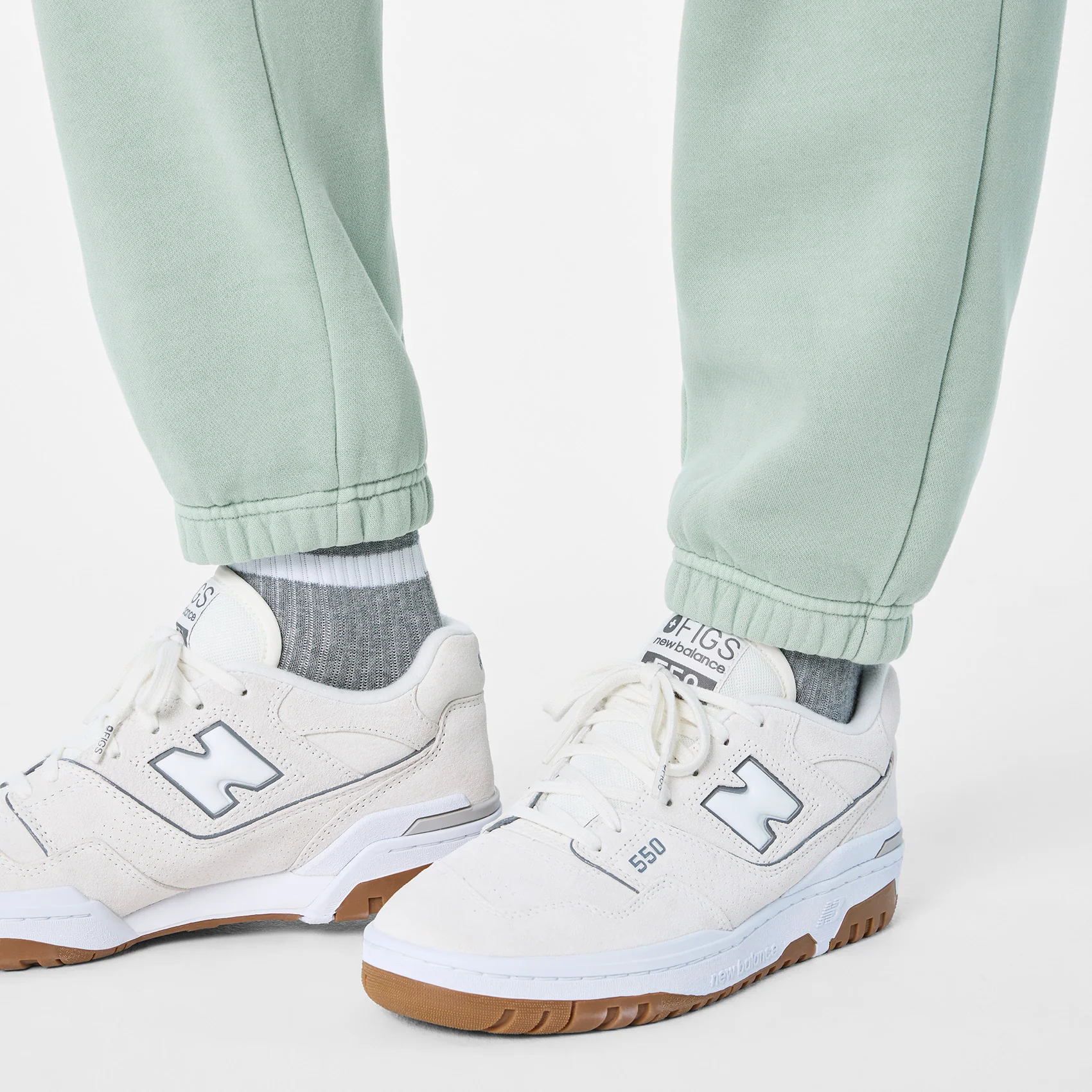 women's Soft Sage Hayden Vintage Wash Relaxed - Jogger Sweatpant - Image 7