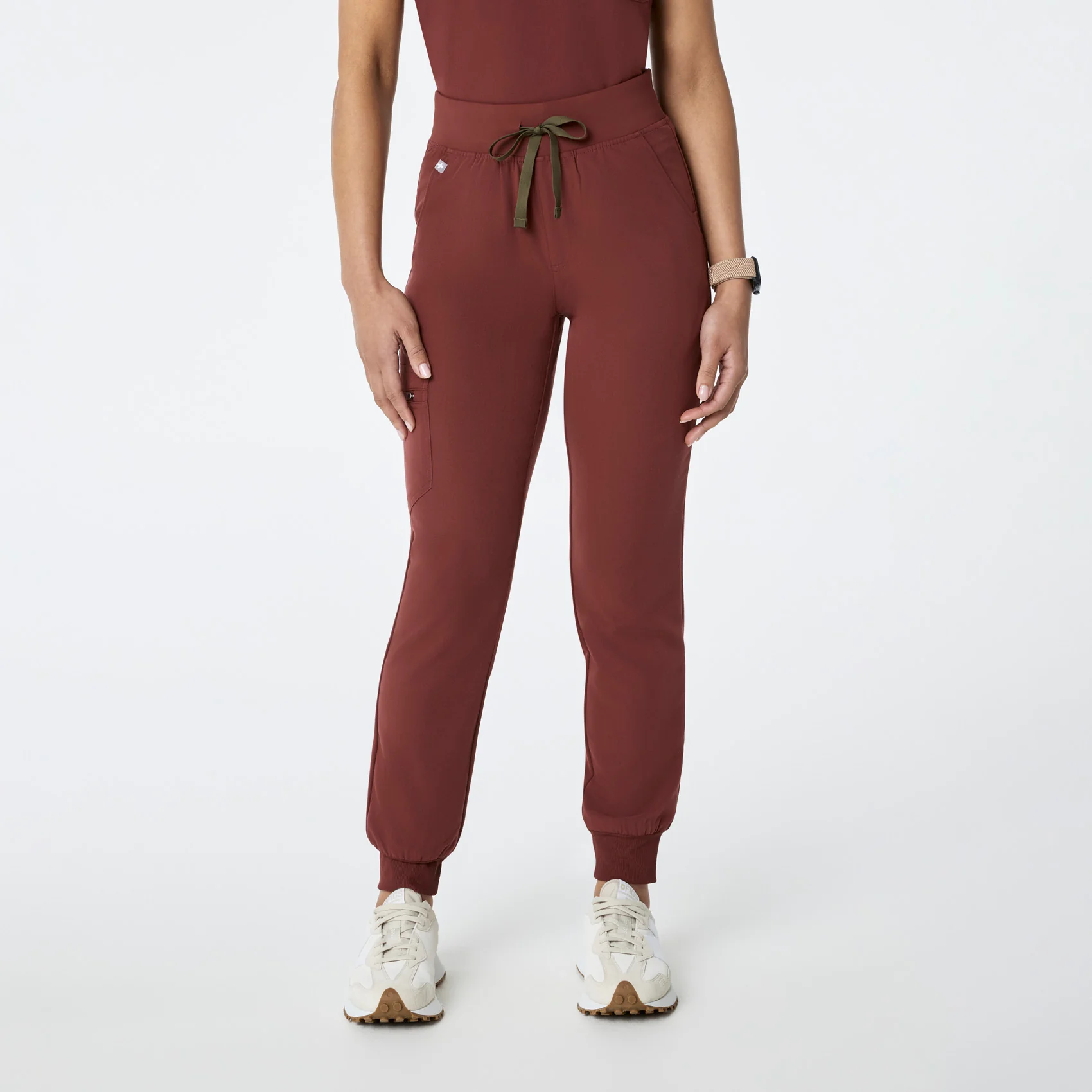 women's Walnut High Waisted Zamora - Petite Jogger Scrub Pantā¢