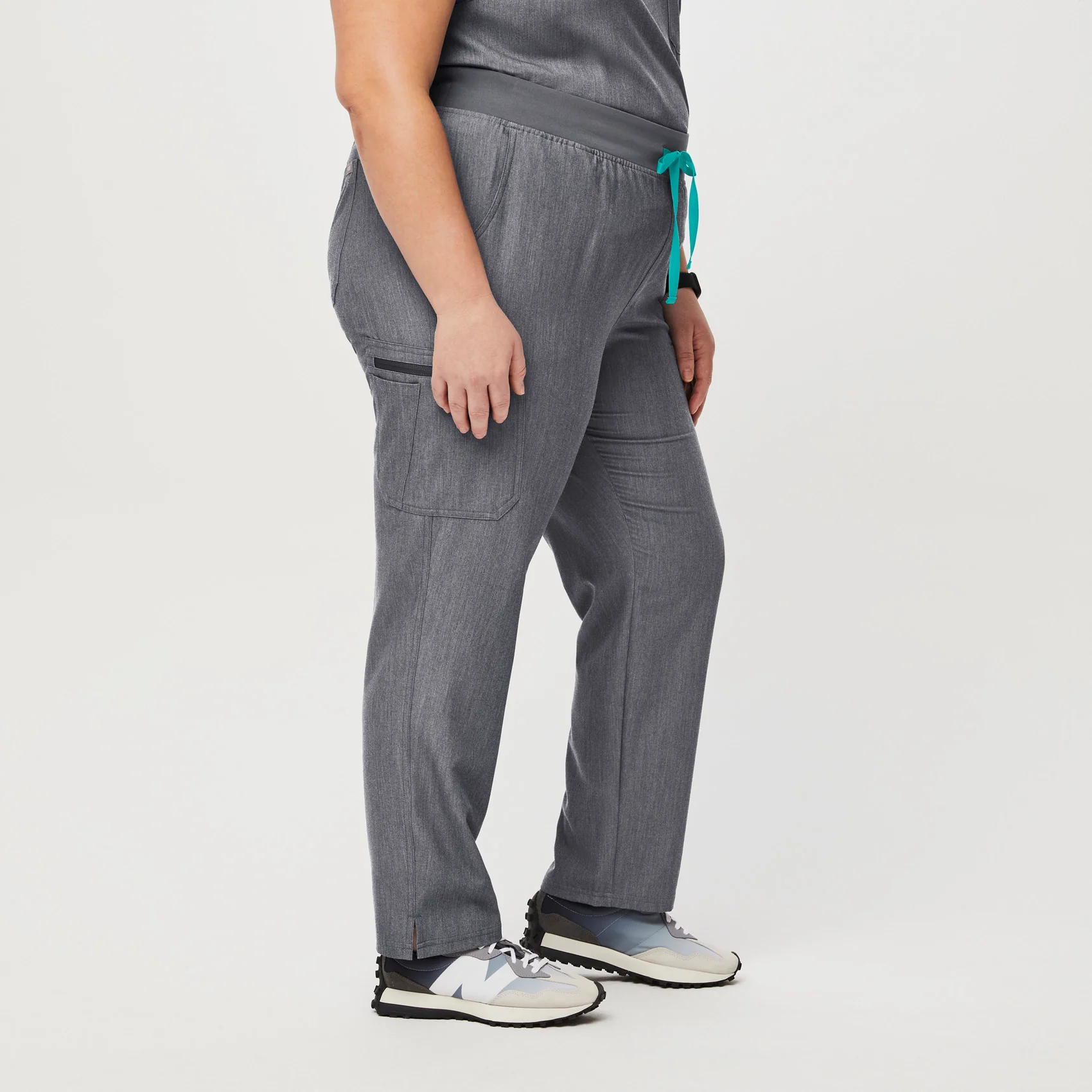 women's Graphite High Waisted Yola™ - Petite Skinny Scrub Pants (3XL - 6XL) - Image 3