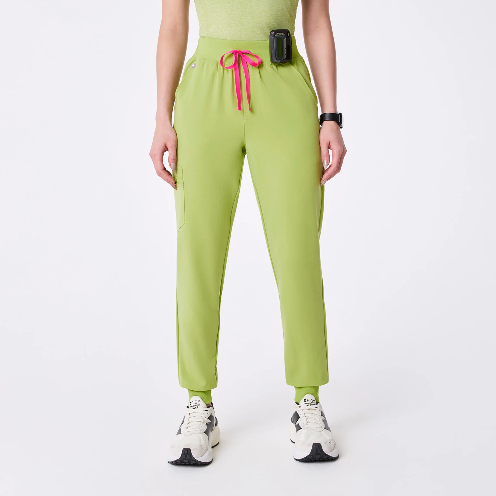 women's Matcha High Waisted Zamora - Petite Jogger Scrub Pantā¢