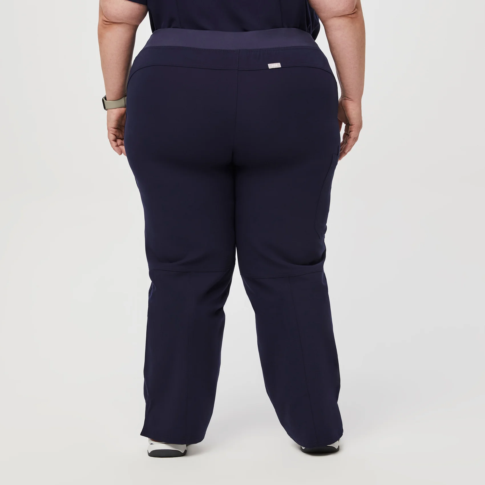 women's Navy Kade™ - Cargo Scrub Pants (3XL - 6XL) - Image 4