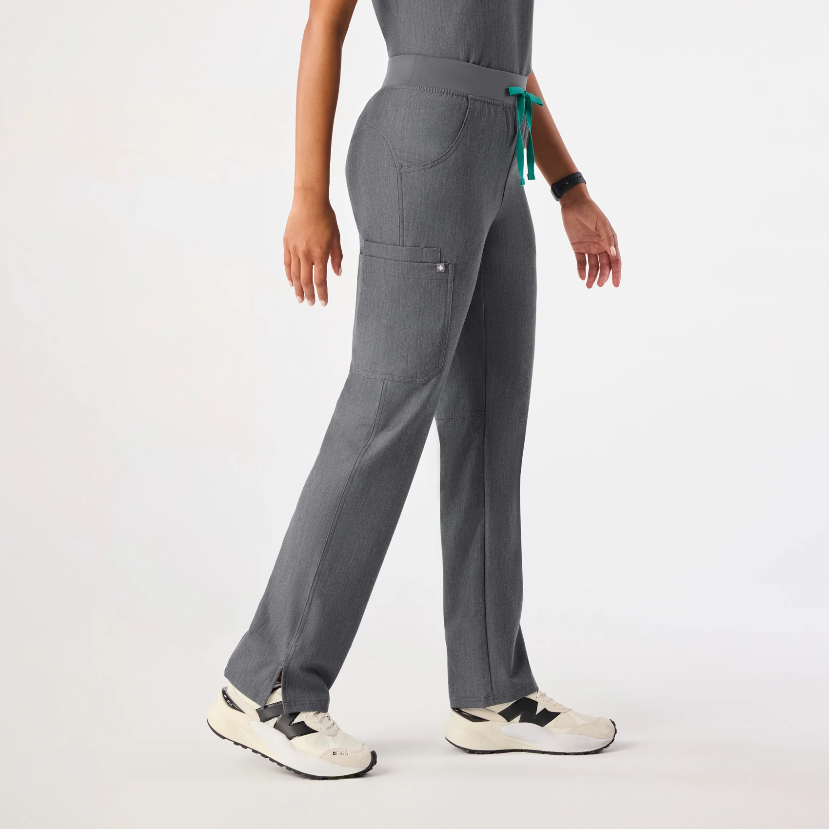 Women's Graphite Kade™ - Cargo Scrub Pants - Image 3