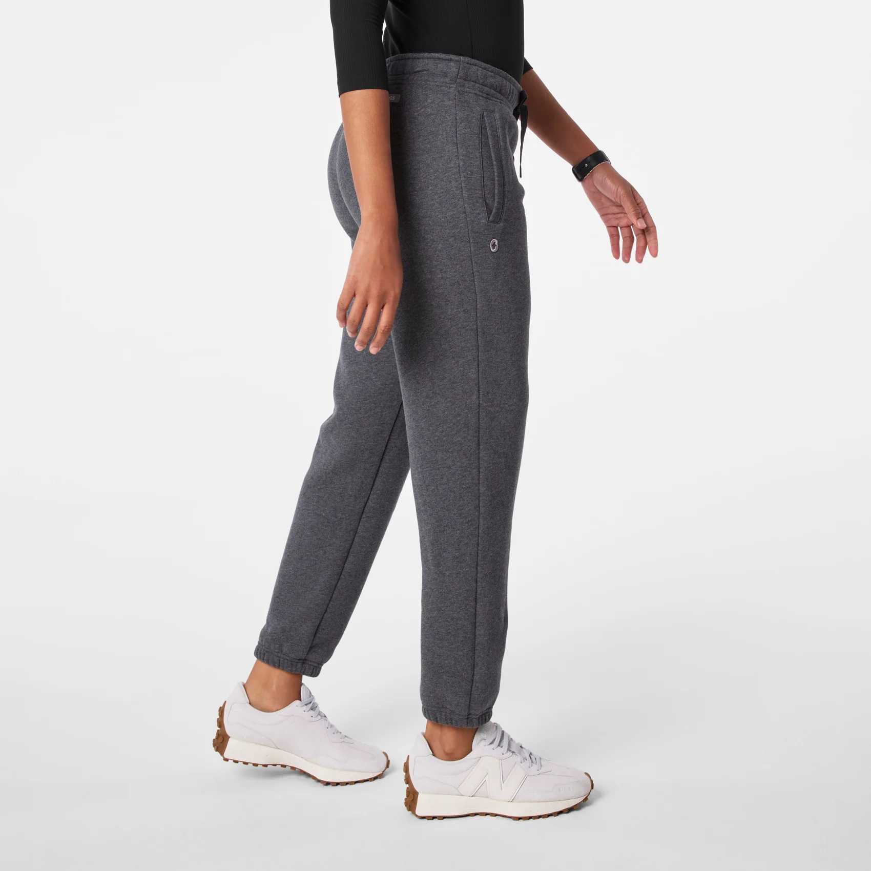 women's Charcoal Heather Grey Off-Shift Relaxed - Jogger Sweatpant⢠- Image 3