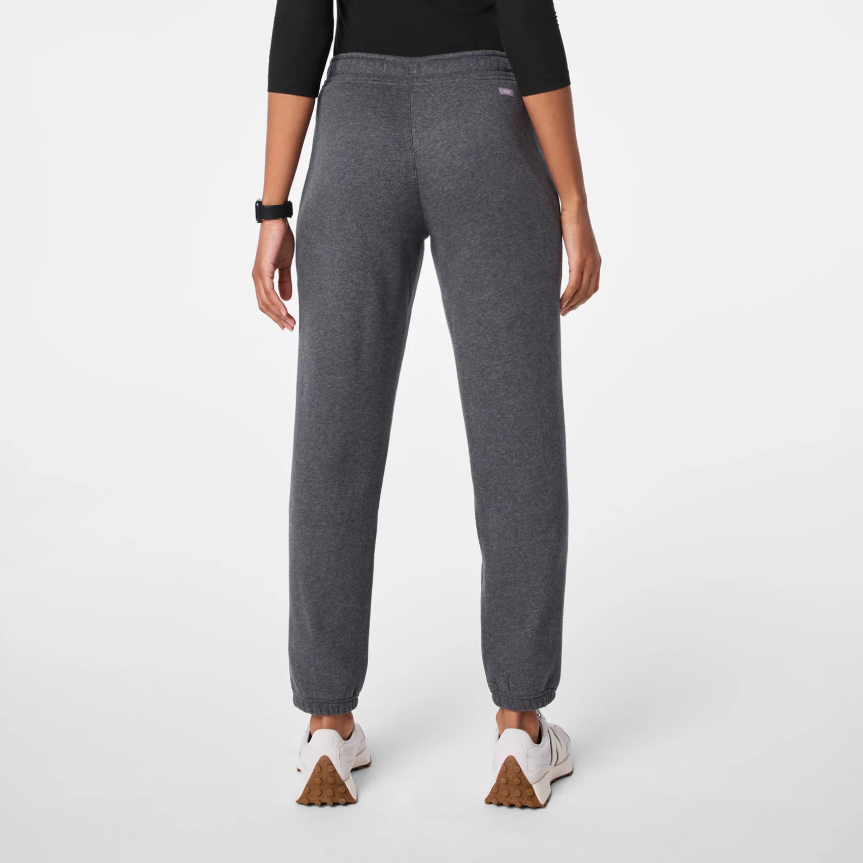 women's Charcoal Heather Grey Off-Shift Relaxed - Jogger Sweatpant⢠- Image 4