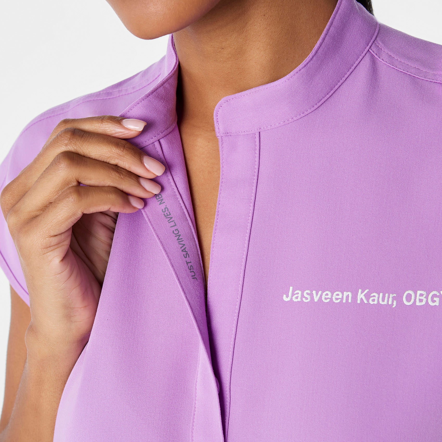 women's Wild Iris Rafaela - Oversized Scrub Top™ - Image 5