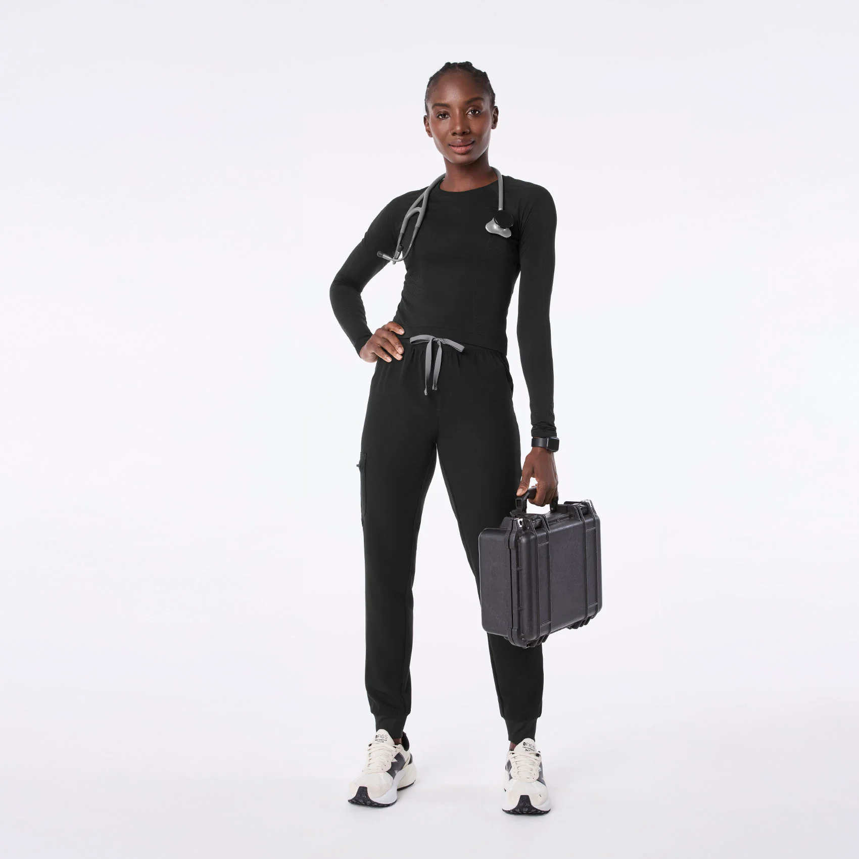women's Black Salta Seamless Cropped - Longsleeve Underscrub - Image 2