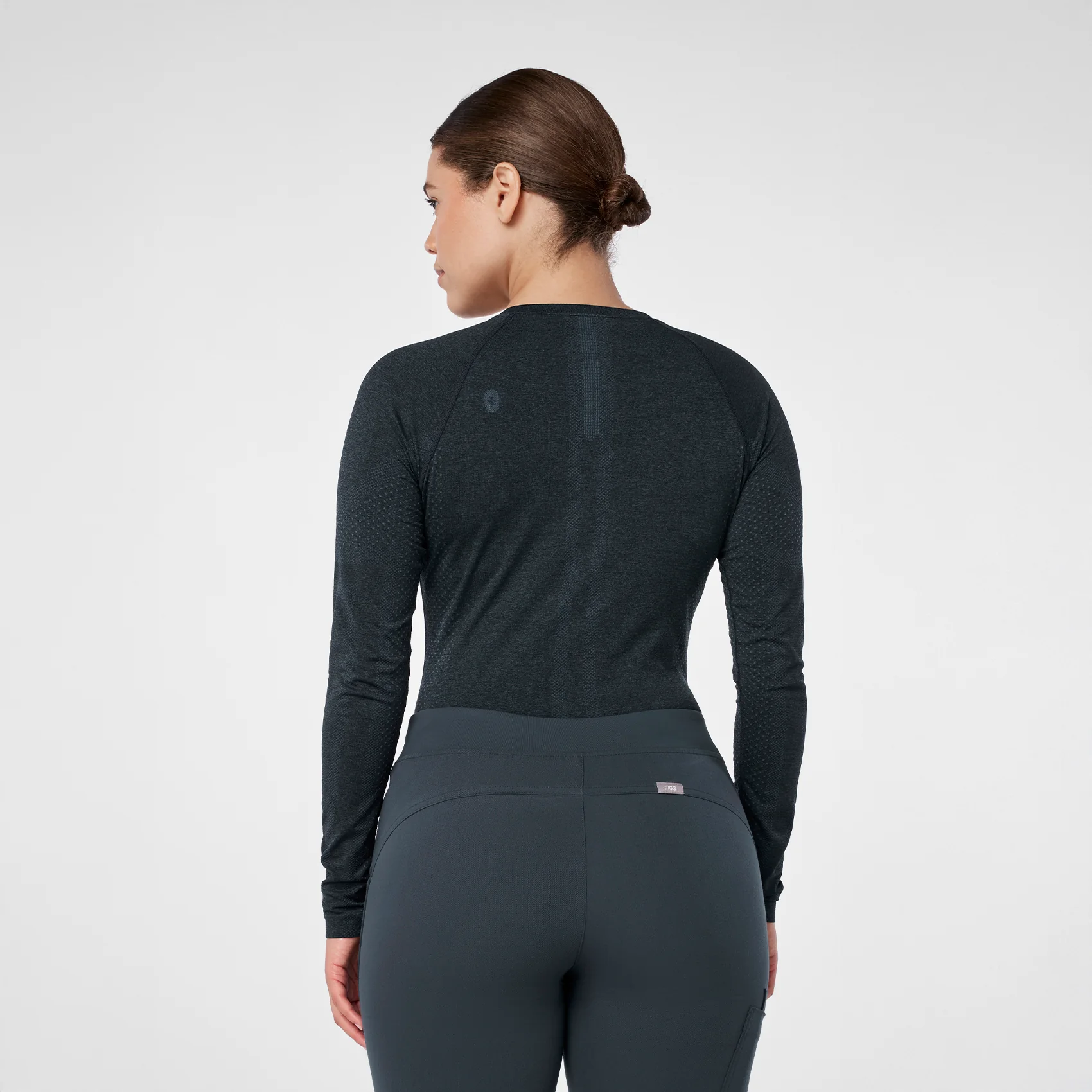 women's Dark Harbor Salta Seamless - Longsleeve Underscrub - Image 4