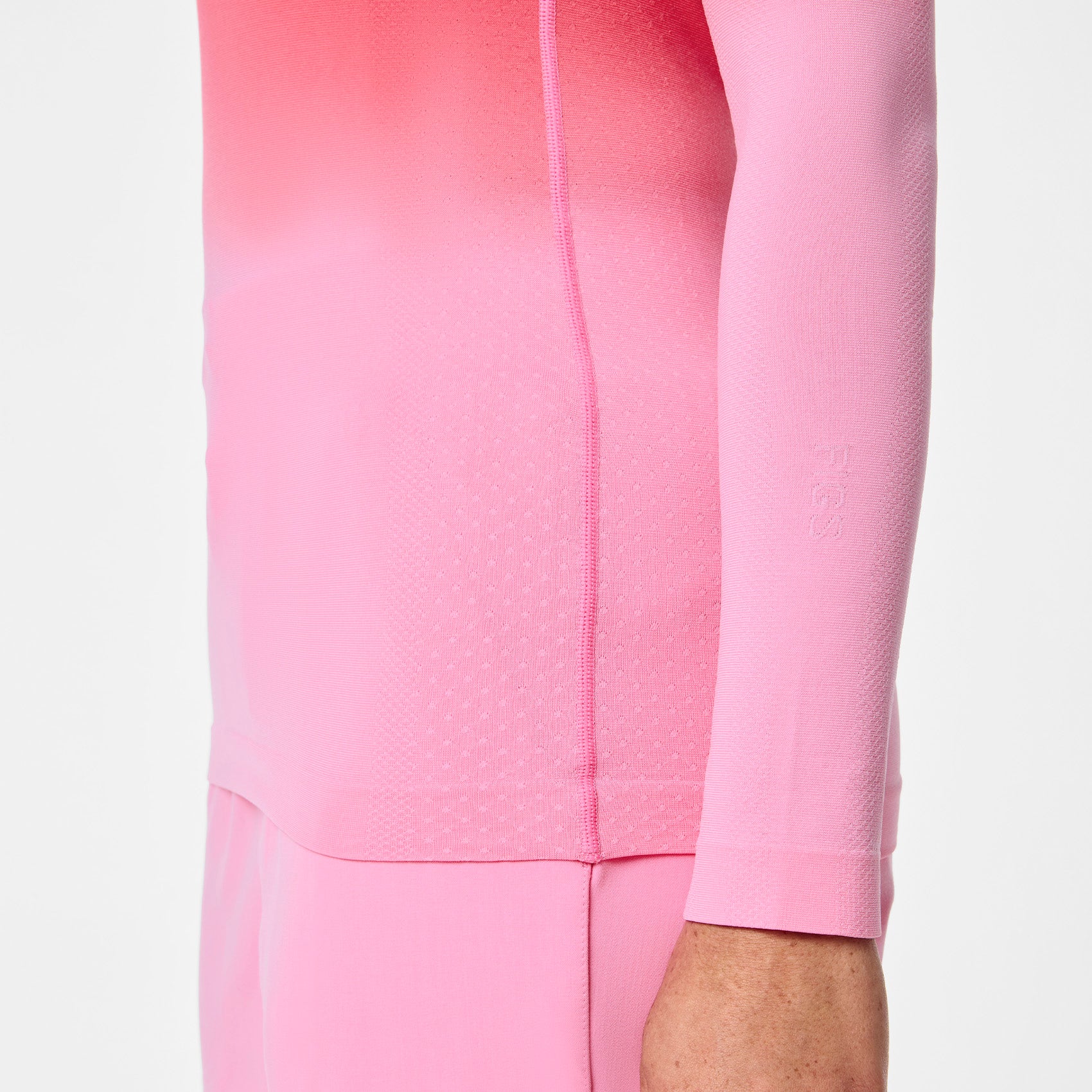 women's Ombre Sunrise Pink Salta Seamless - Longsleeve Underscrub - Image 8