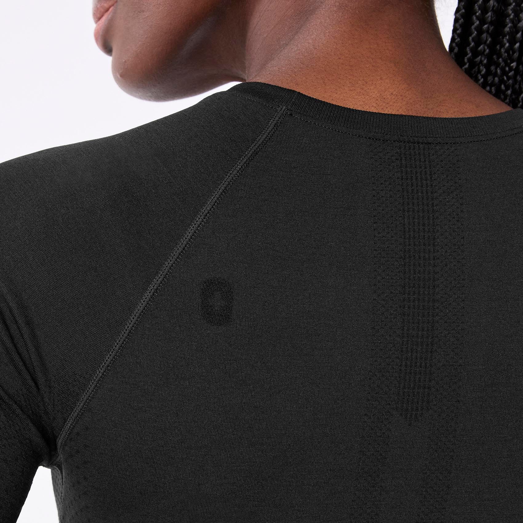 women's Black Salta Seamless - Shortsleeve Underscrub - Image 5