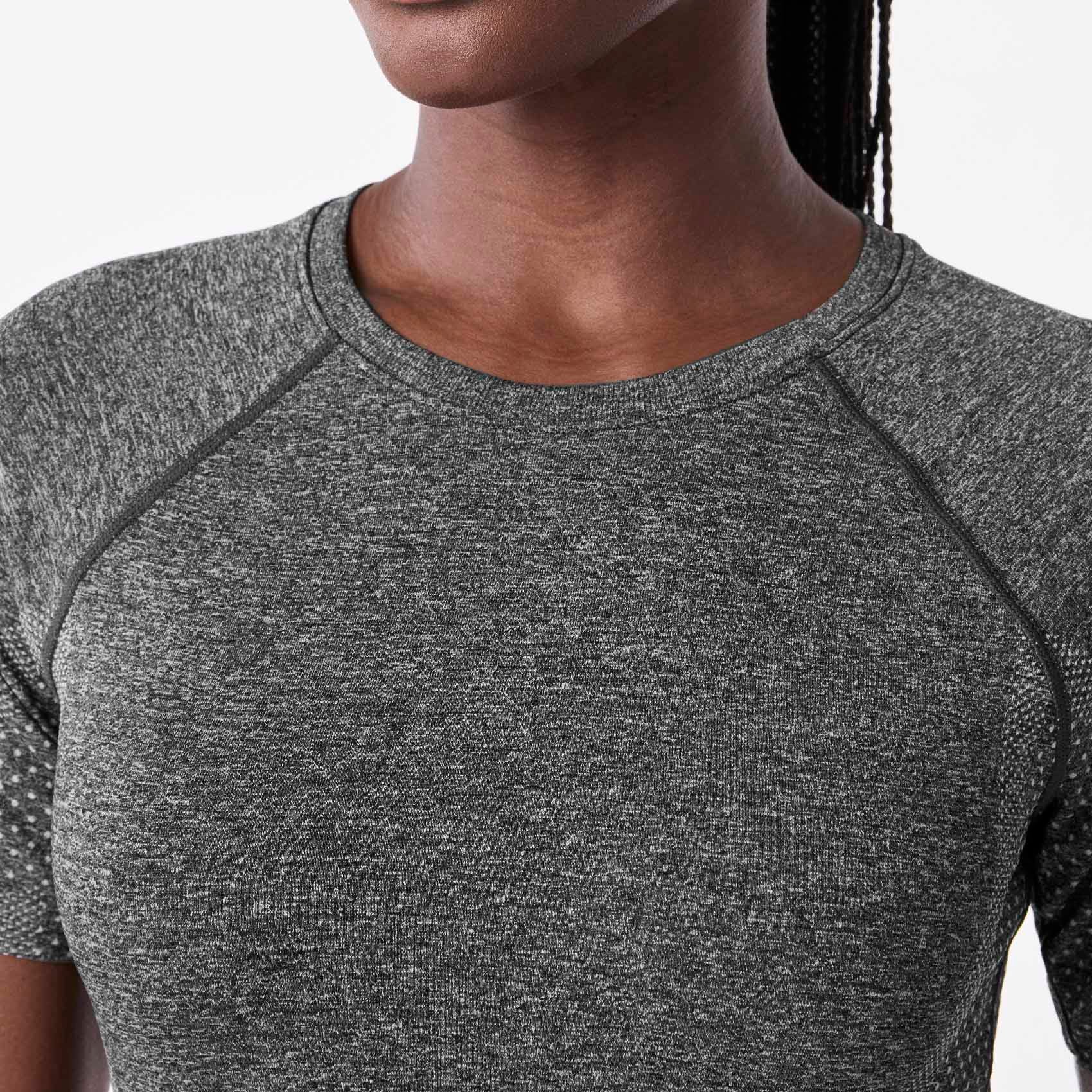 women's Graphite Salta Seamless - Shortsleeve Underscrub - Image 6