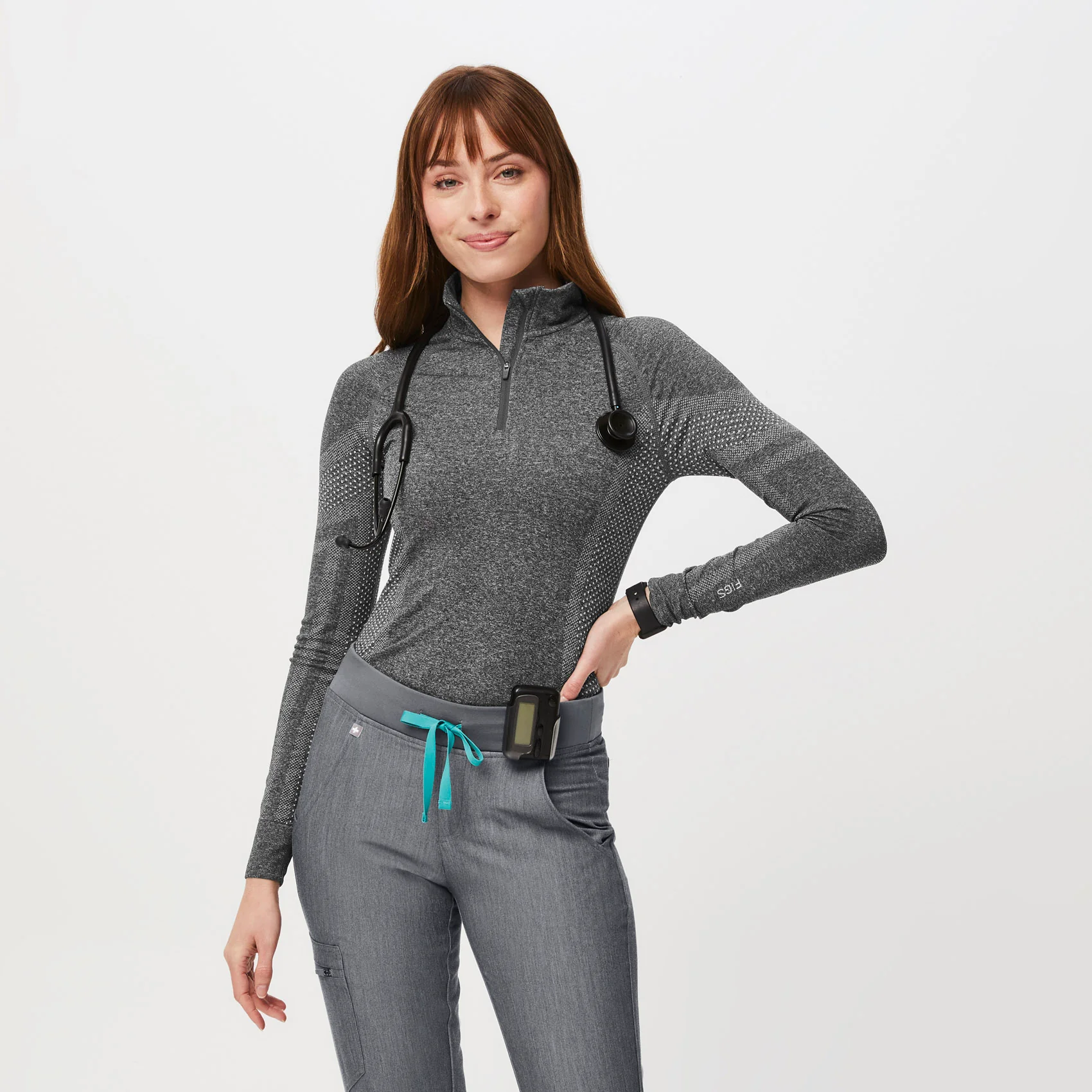 women's Graphite Salta Seamless ¼ Zip - Longsleeve Underscrub