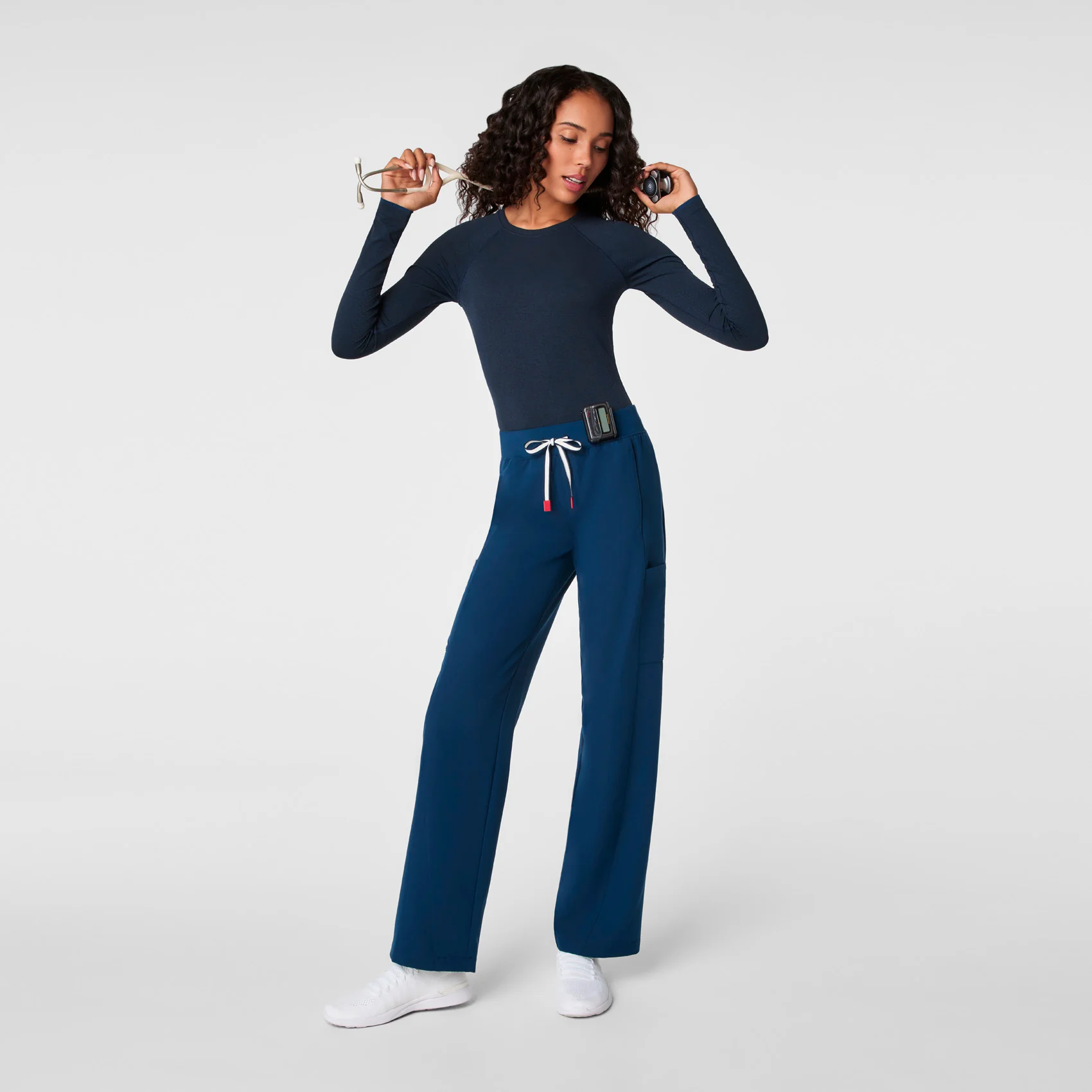 women's Team USA Blue FIGS x Team USA Salta Seamless - Longsleeve Underscrub - Image 2